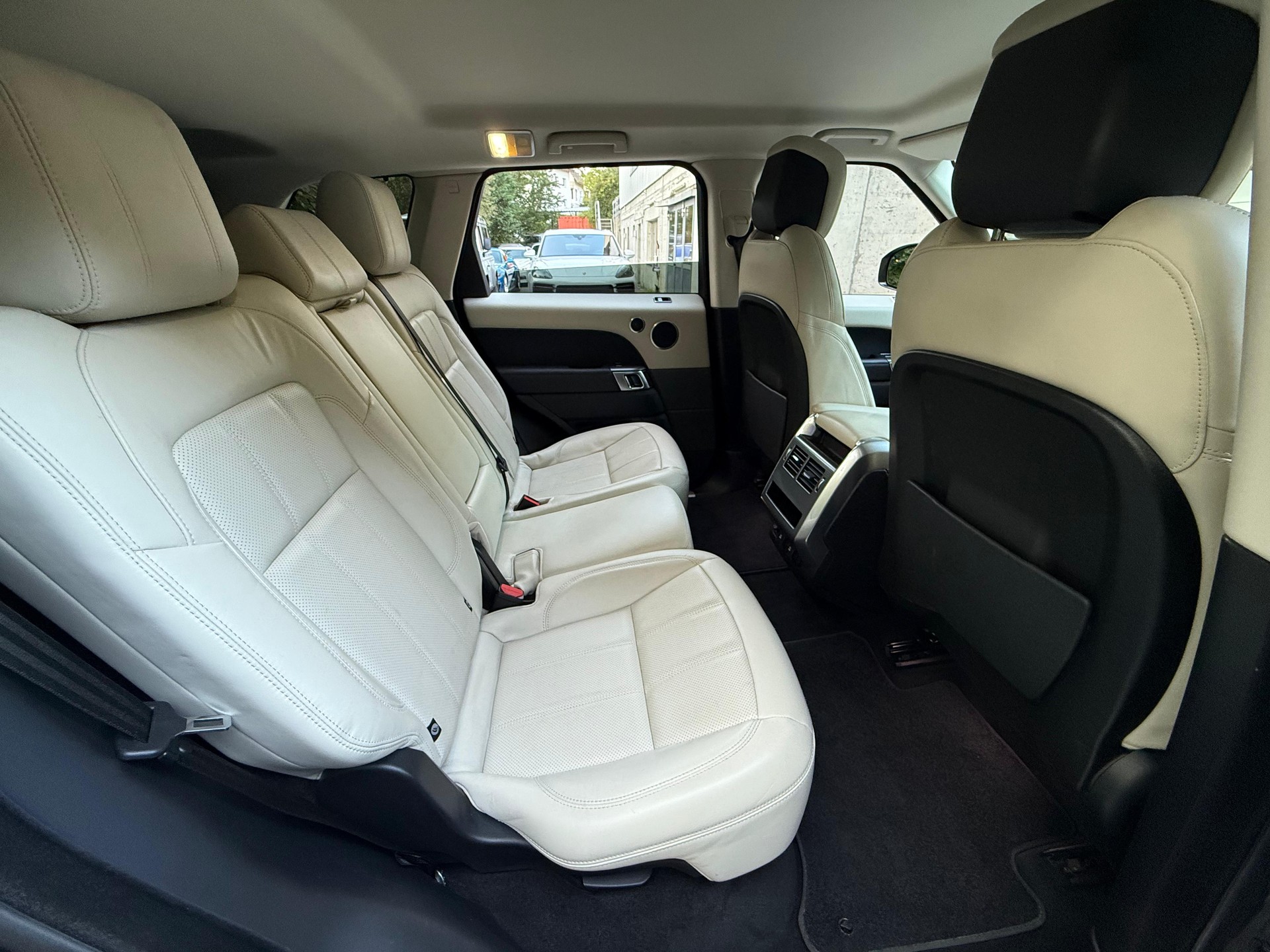 LAND ROVER Range Rover Sport 3.0 V6 S/C HSE Dynamic Automatic *Facelift*-image-23