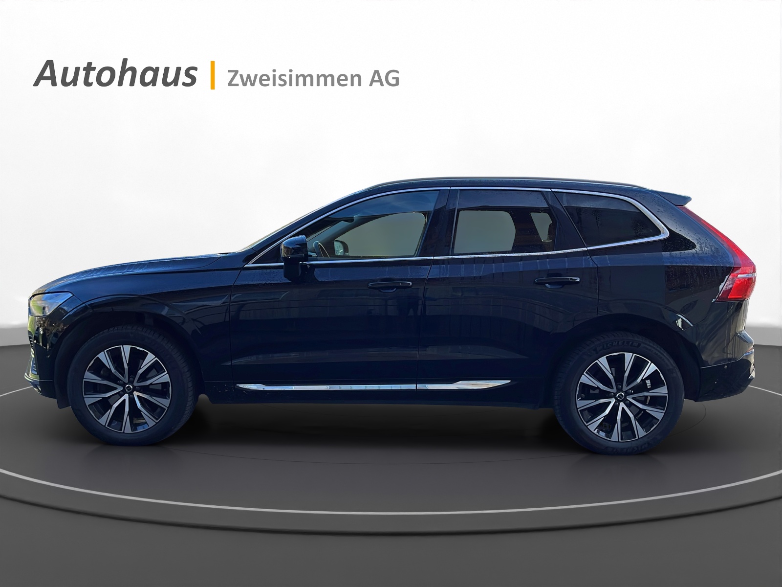 VOLVO XC60 B4 Diesel Mild Hybrid AWD Plus Bright Geartronic-showroom-element-1