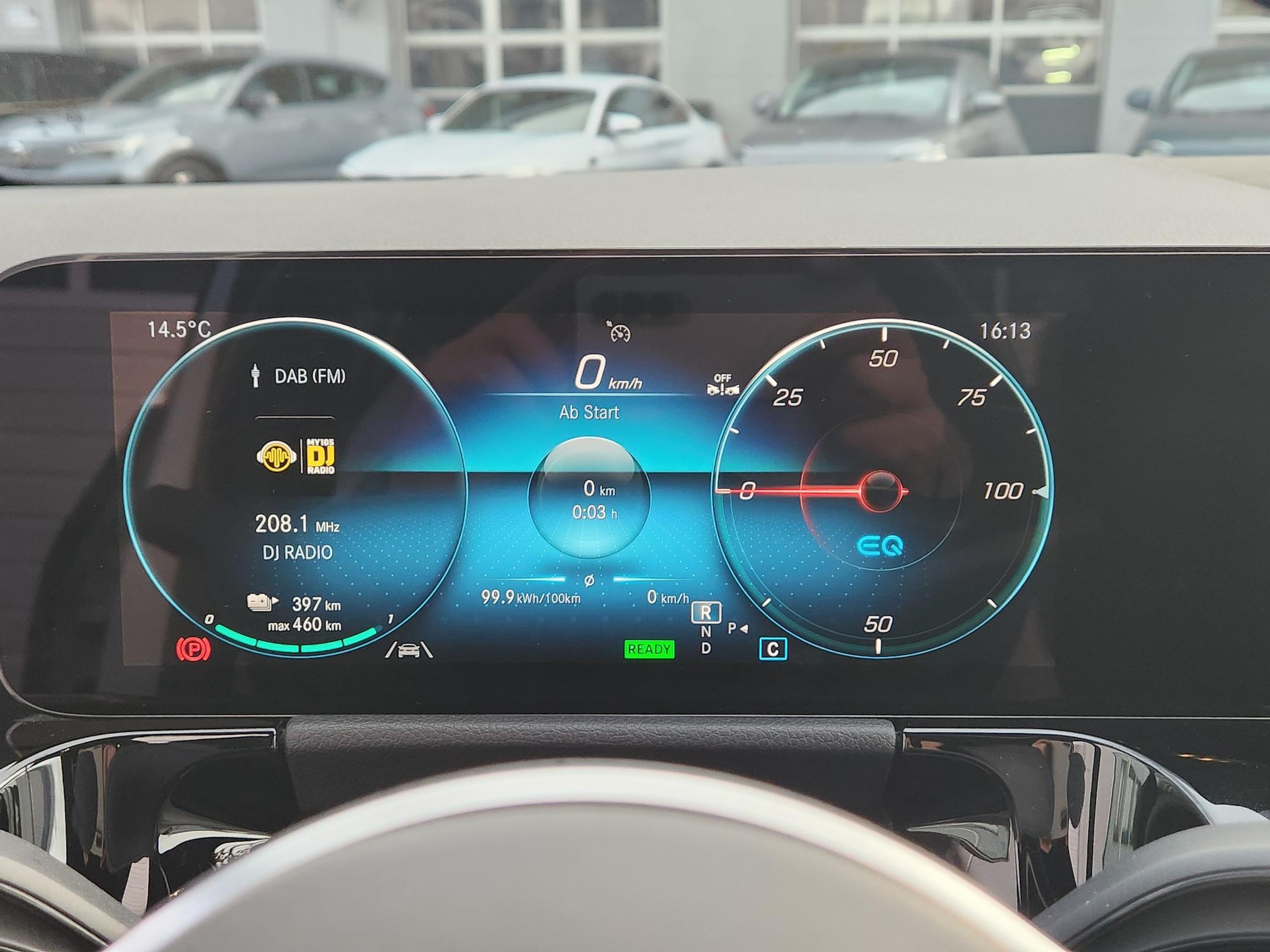 MERCEDES-BENZ EQA 250 ** BATTERIEZERTIFIKAT - KEYLESS - SITZHEIZUNG - SPURASSISTENT - KAMERA - GARANTIE BIS 7.2029 **-image-19