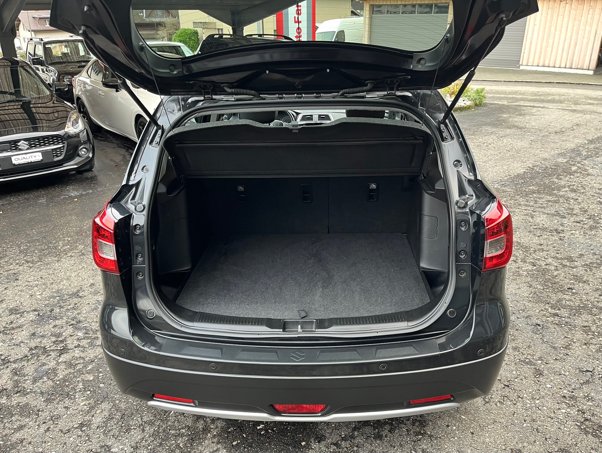 SUZUKI SX4 S-Cross 1.4 16V Piz Sulai Top 4WD Automatic-image-5