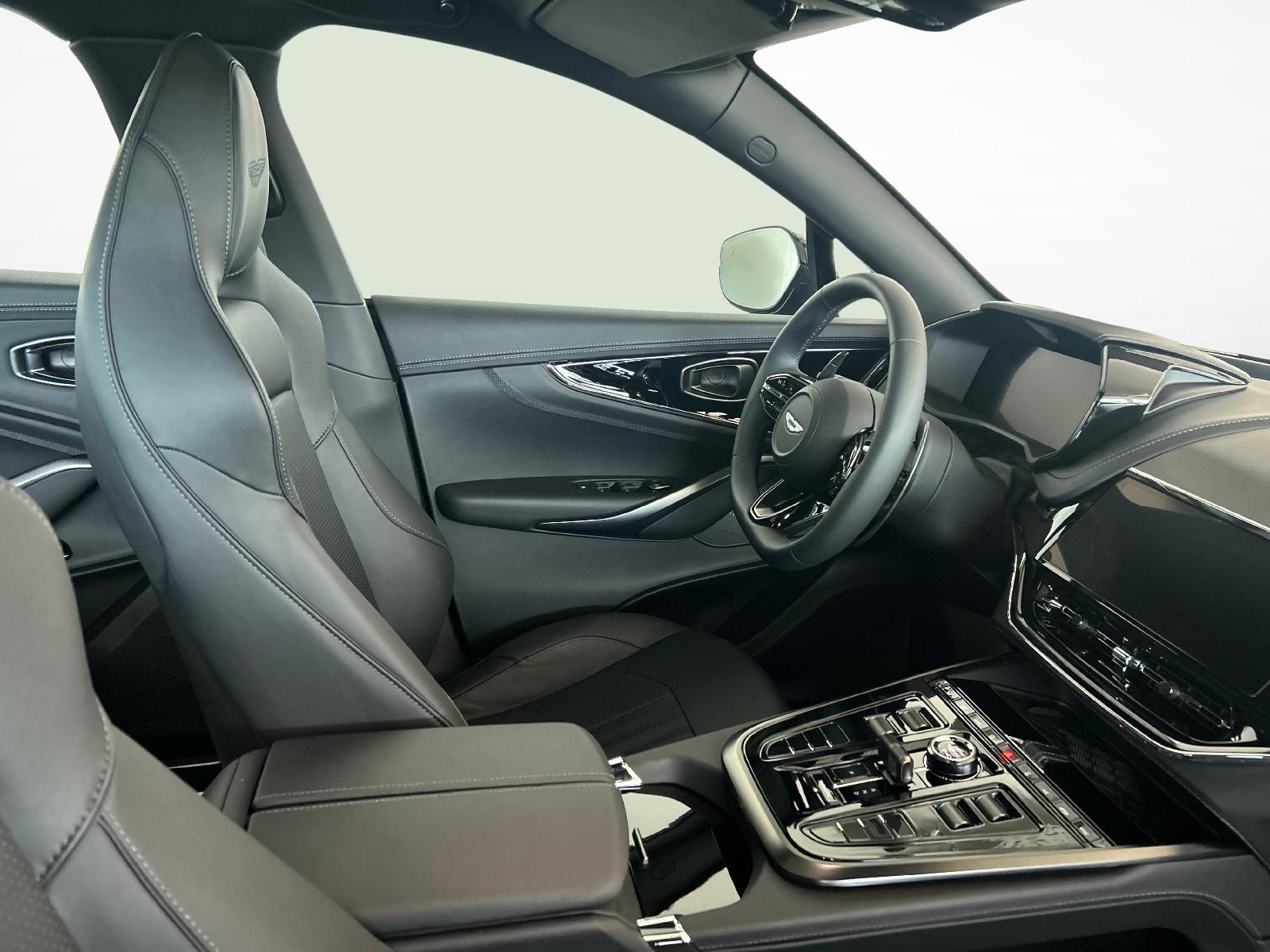 ASTON MARTIN DBX 707 4.0 V8 Bi-Turbo-image-7