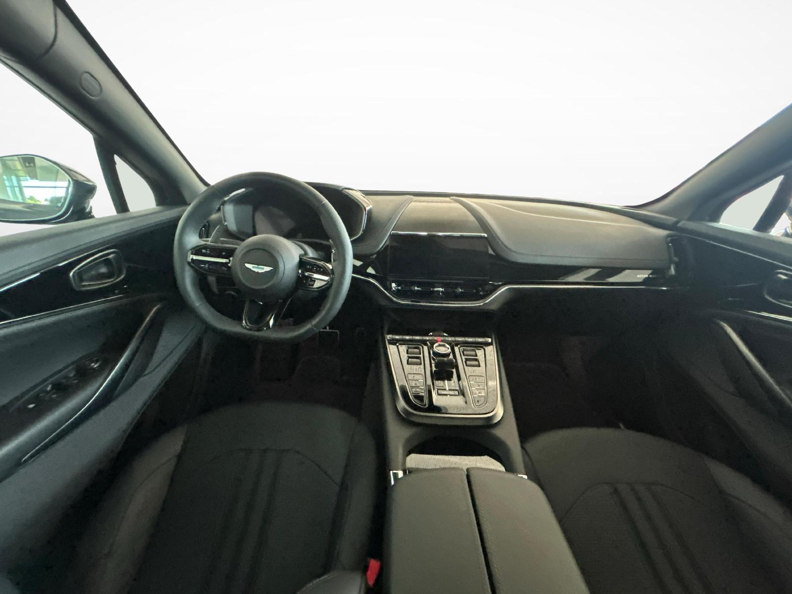 ASTON MARTIN DBX 707 4.0 V8 Bi-Turbo-image-6