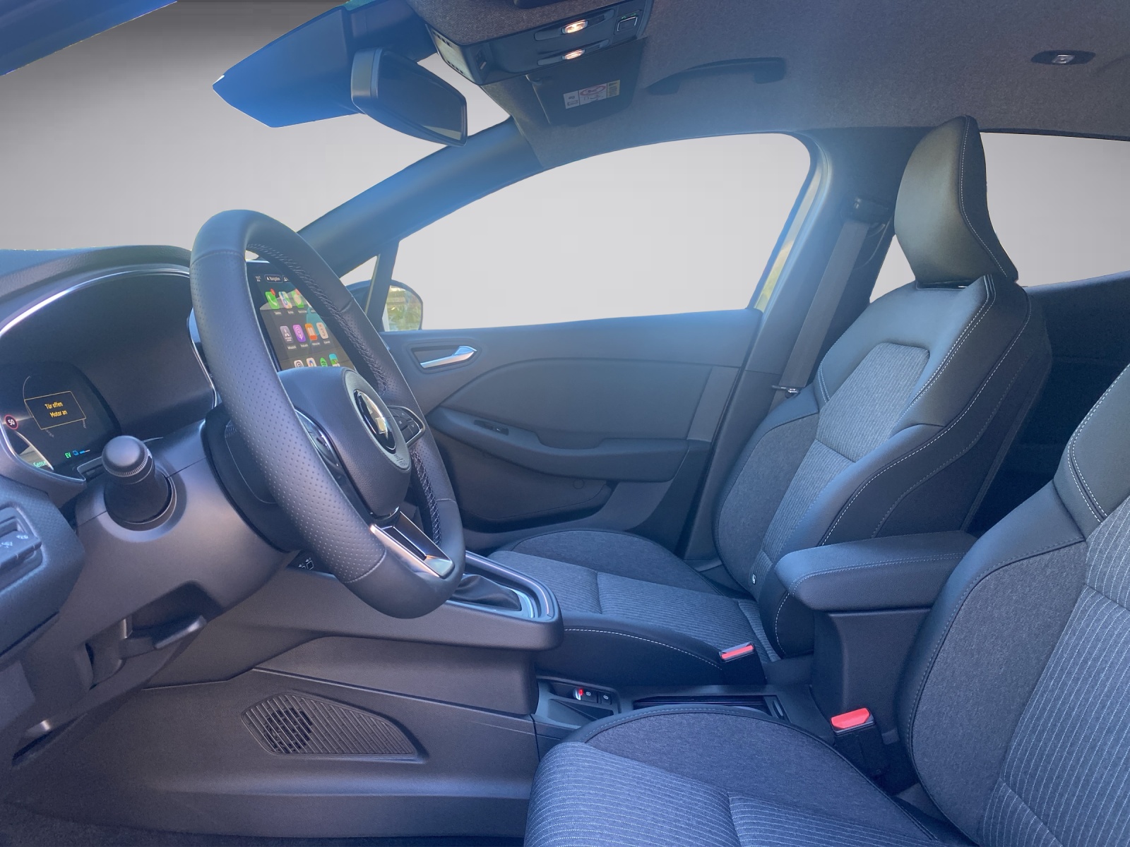 MITSUBISHI Colt 1.6 HEV Instyle-image-8