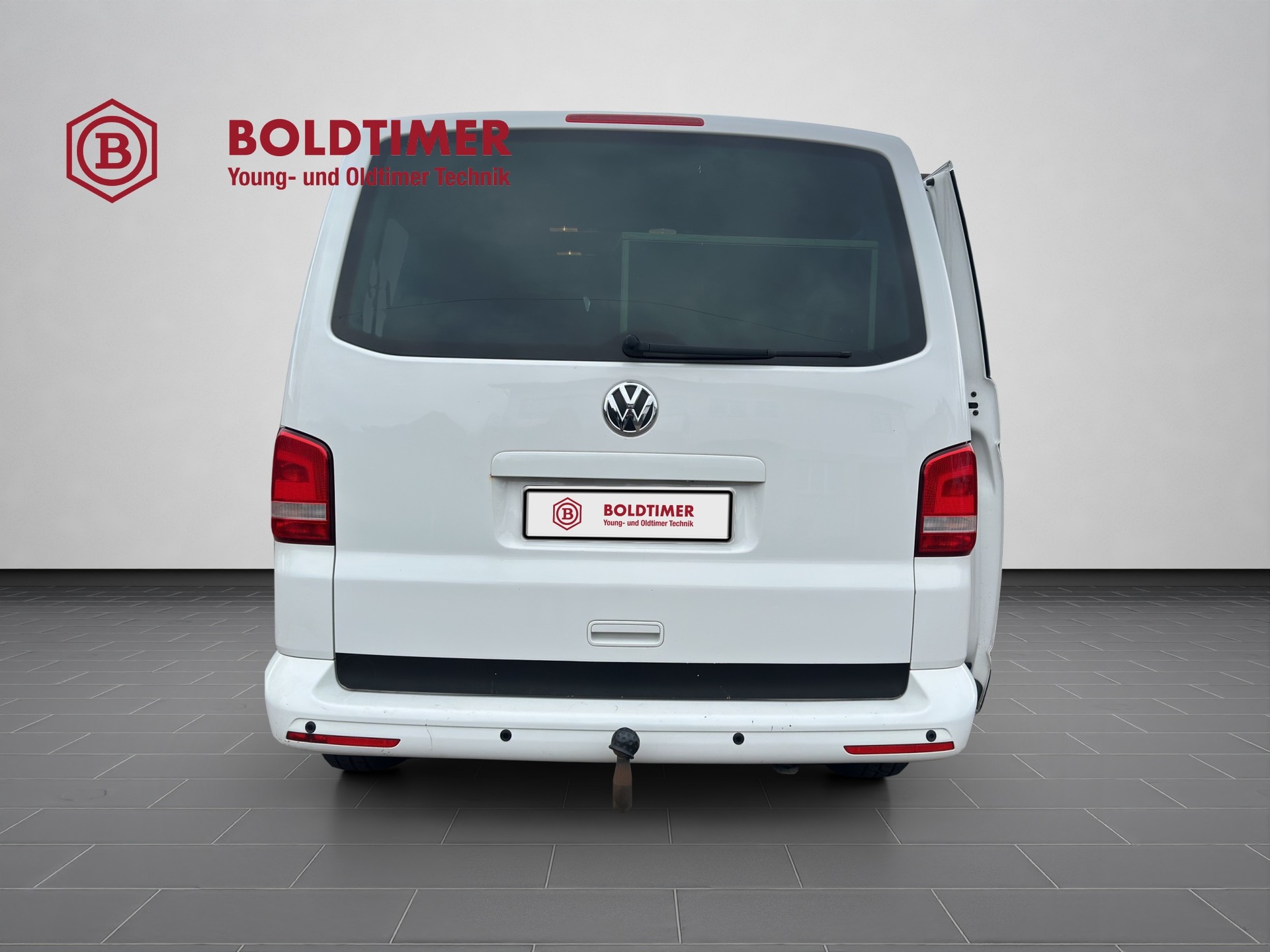VW T5 Caravelle Trendline 2.0 TDI CR DSG-image-4