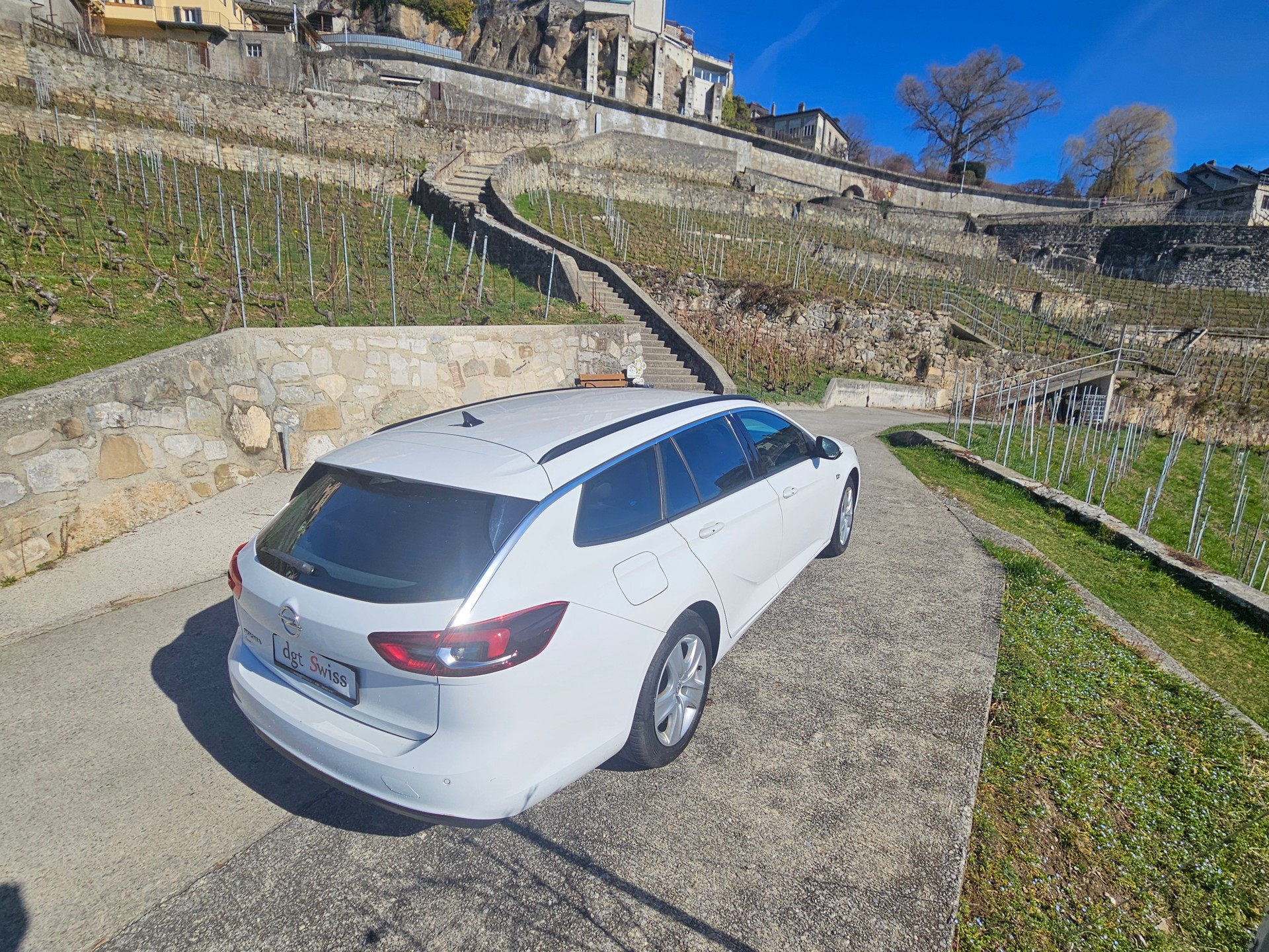 OPEL Insignia 1.6 CDTI Sports Tourer Excellence Automatic-image-5