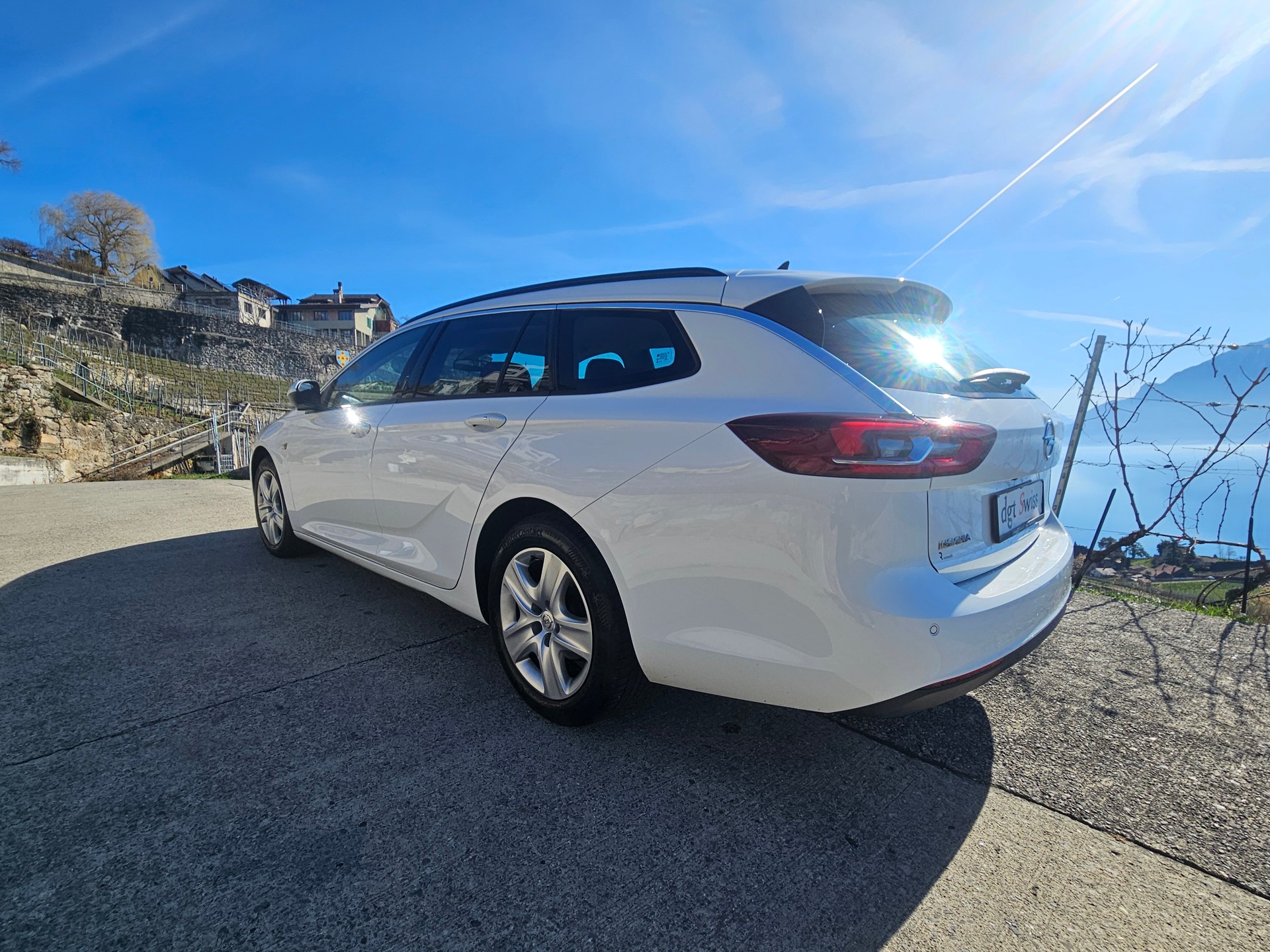 OPEL Insignia 1.6 CDTI Sports Tourer Excellence Automatic-image-7