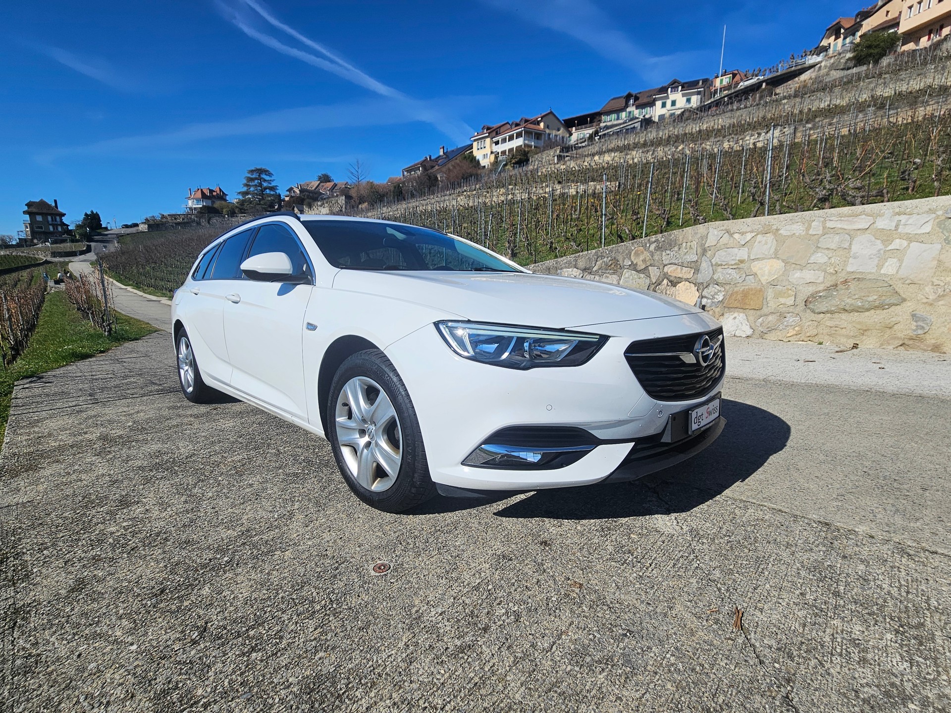 OPEL Insignia 1.6 CDTI Sports Tourer Excellence Automatic-image-9