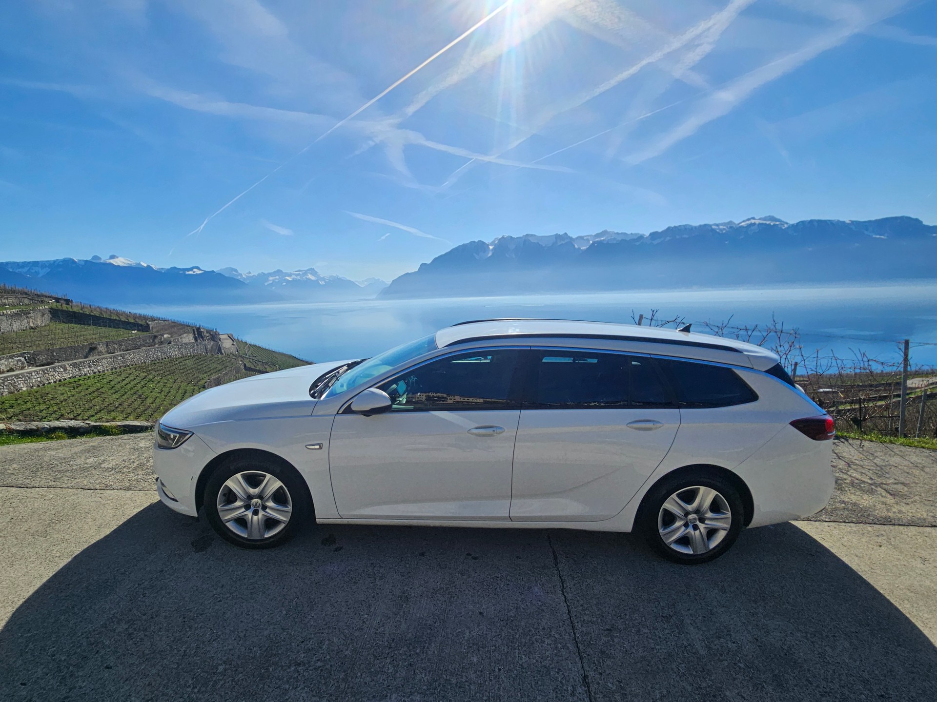 OPEL Insignia 1.6 CDTI Sports Tourer Excellence Automatic-image-10