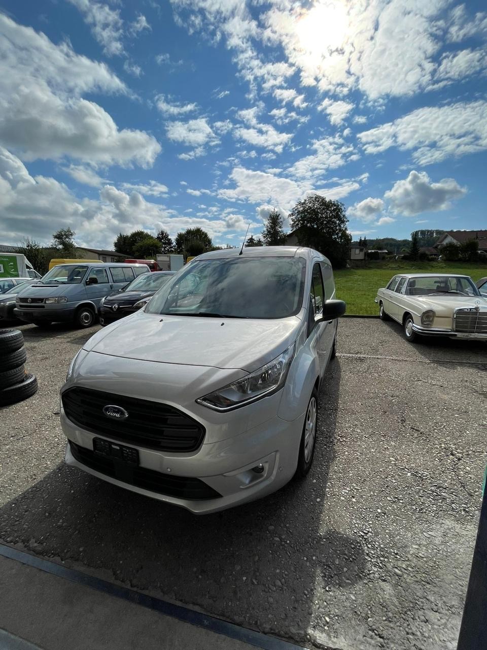 FORD TRANSIT CONNECT-image-1
