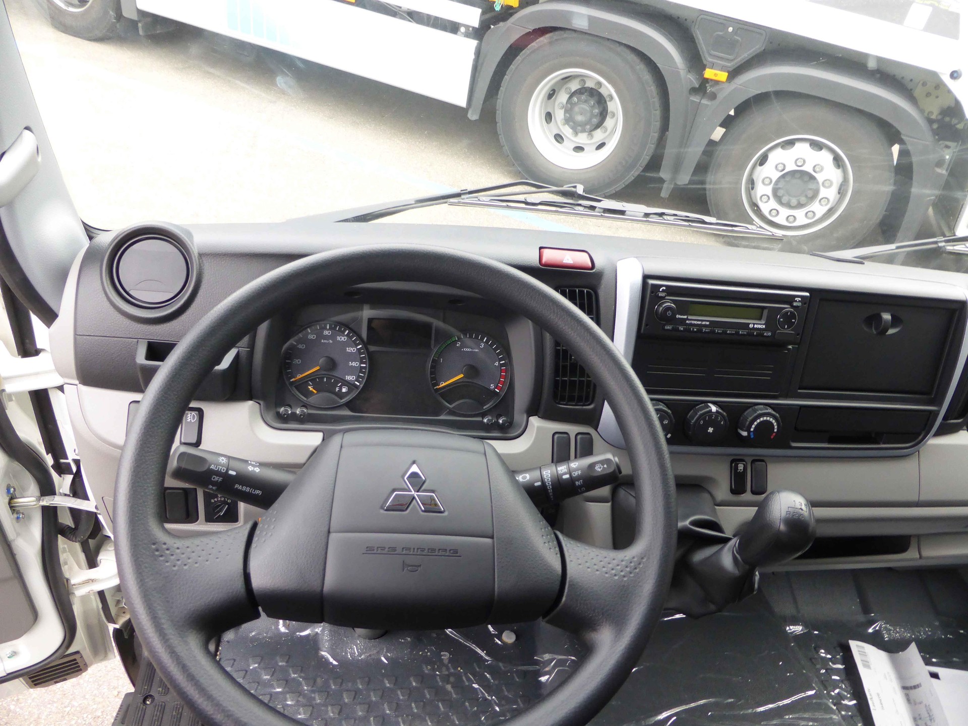 MITSUBISHI FUSO Canter 3C15 Kab.-Ch. 2500 3.0 TD 150-image-7