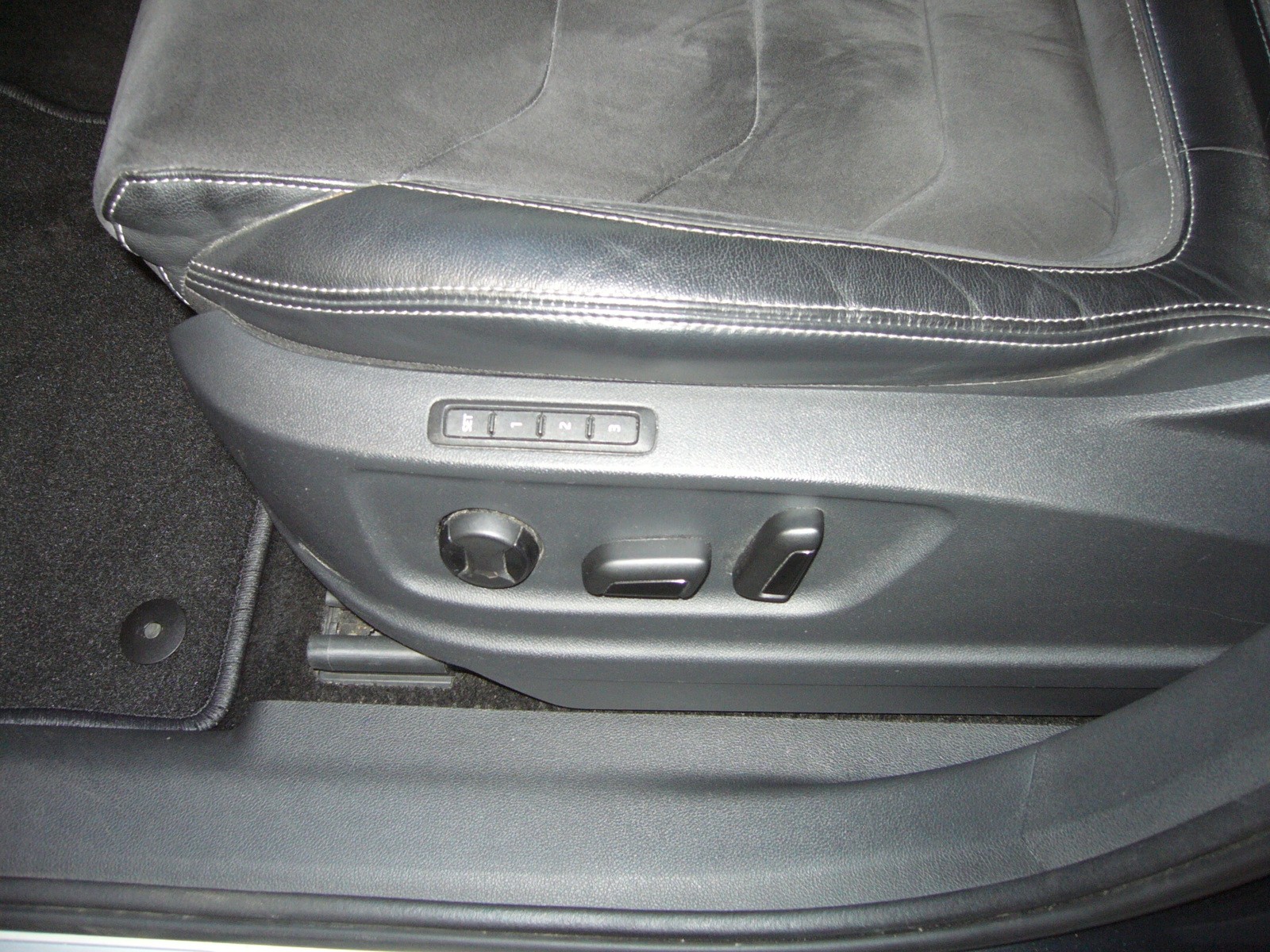 SKODA Kodiaq 2.0 TSI Style DSG 4x4-image-10