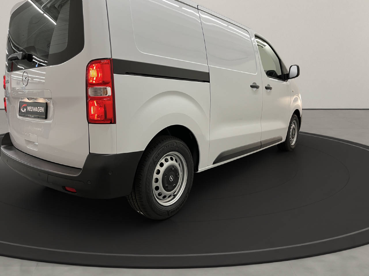 OPEL Vivaro Cargo 1.5 D 120 Energize Your Business S/S-showroom-element-3