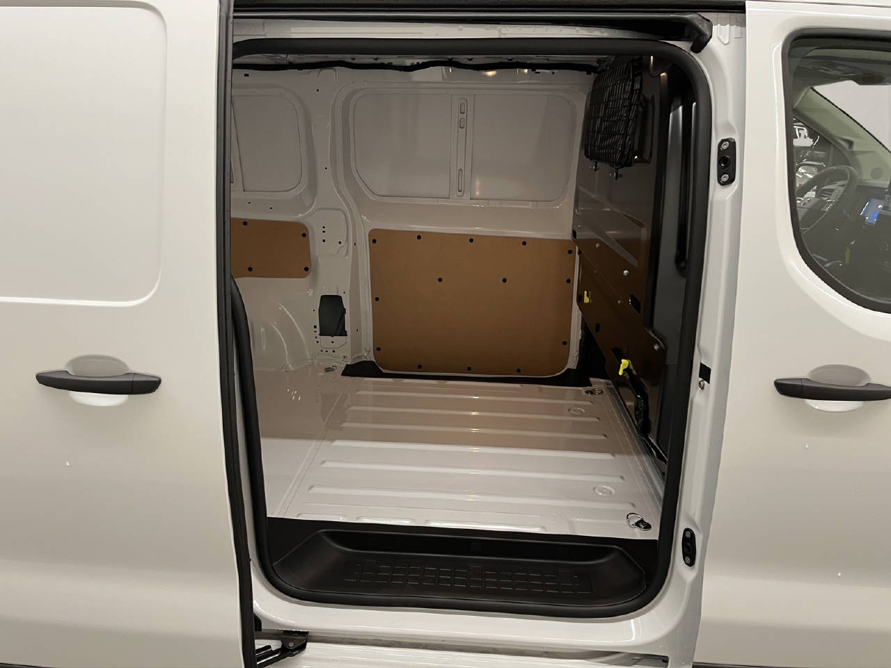 OPEL Vivaro Cargo 1.5 D 120 Energize Your Business S/S-image-10