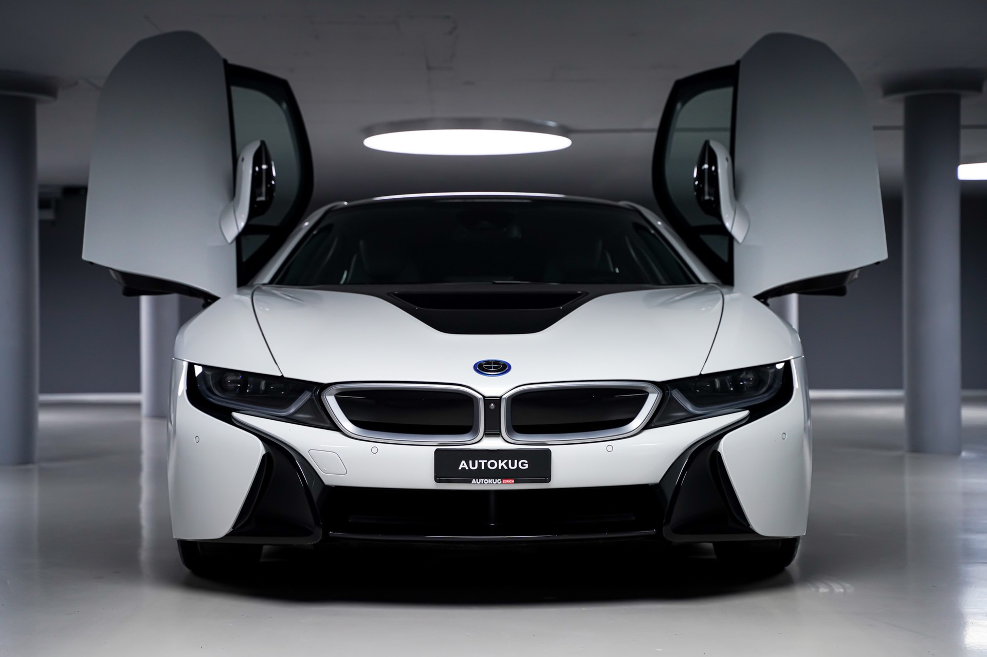 BMW i8 Coupé-showroom-element-2