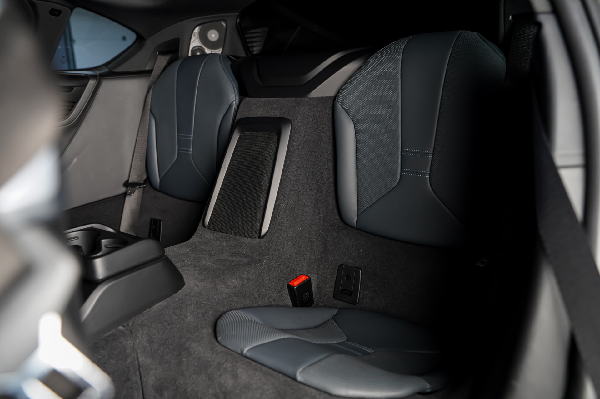 BMW i8 Coupé-image-15
