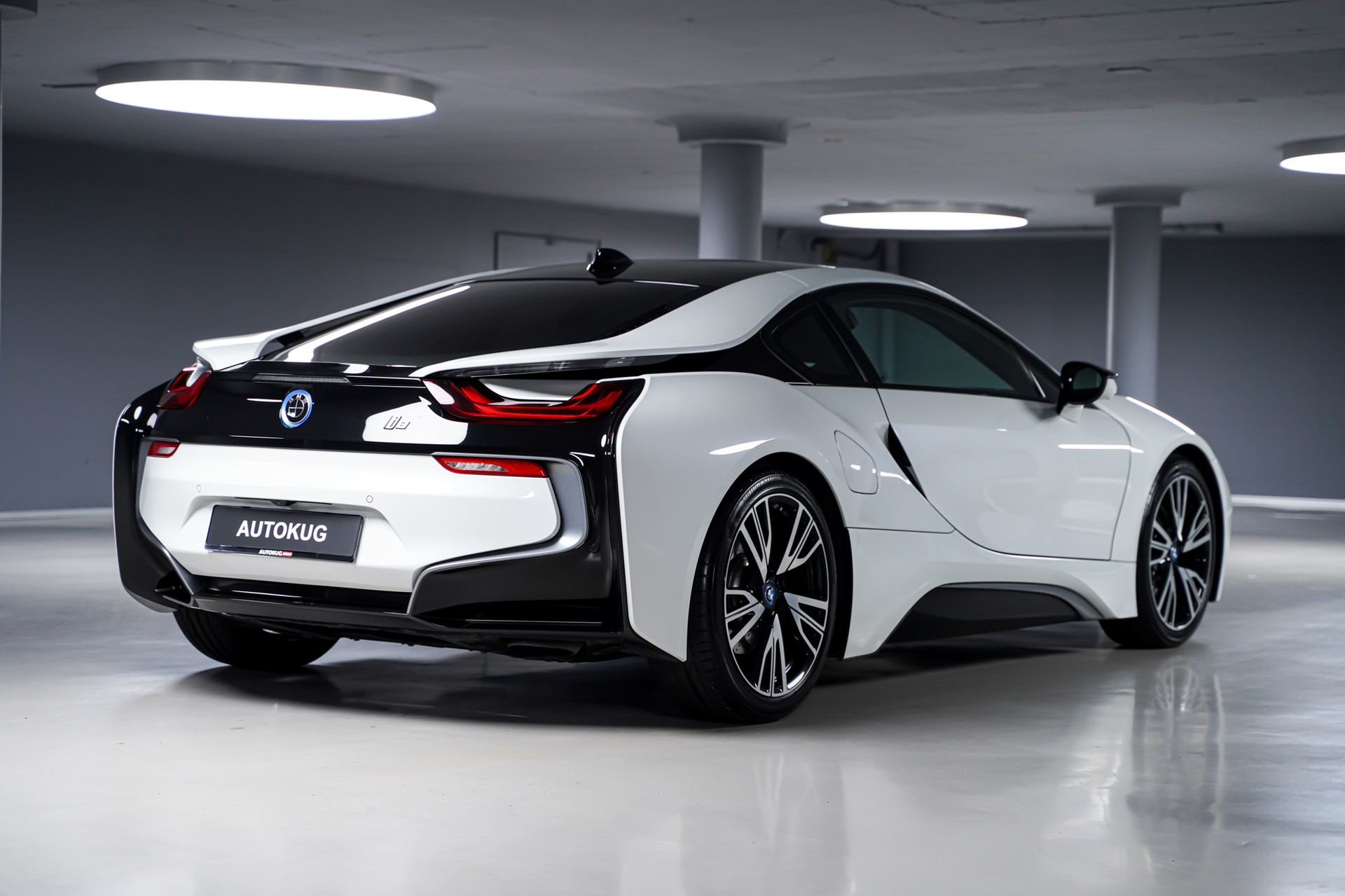 BMW i8 Coupé-image-5