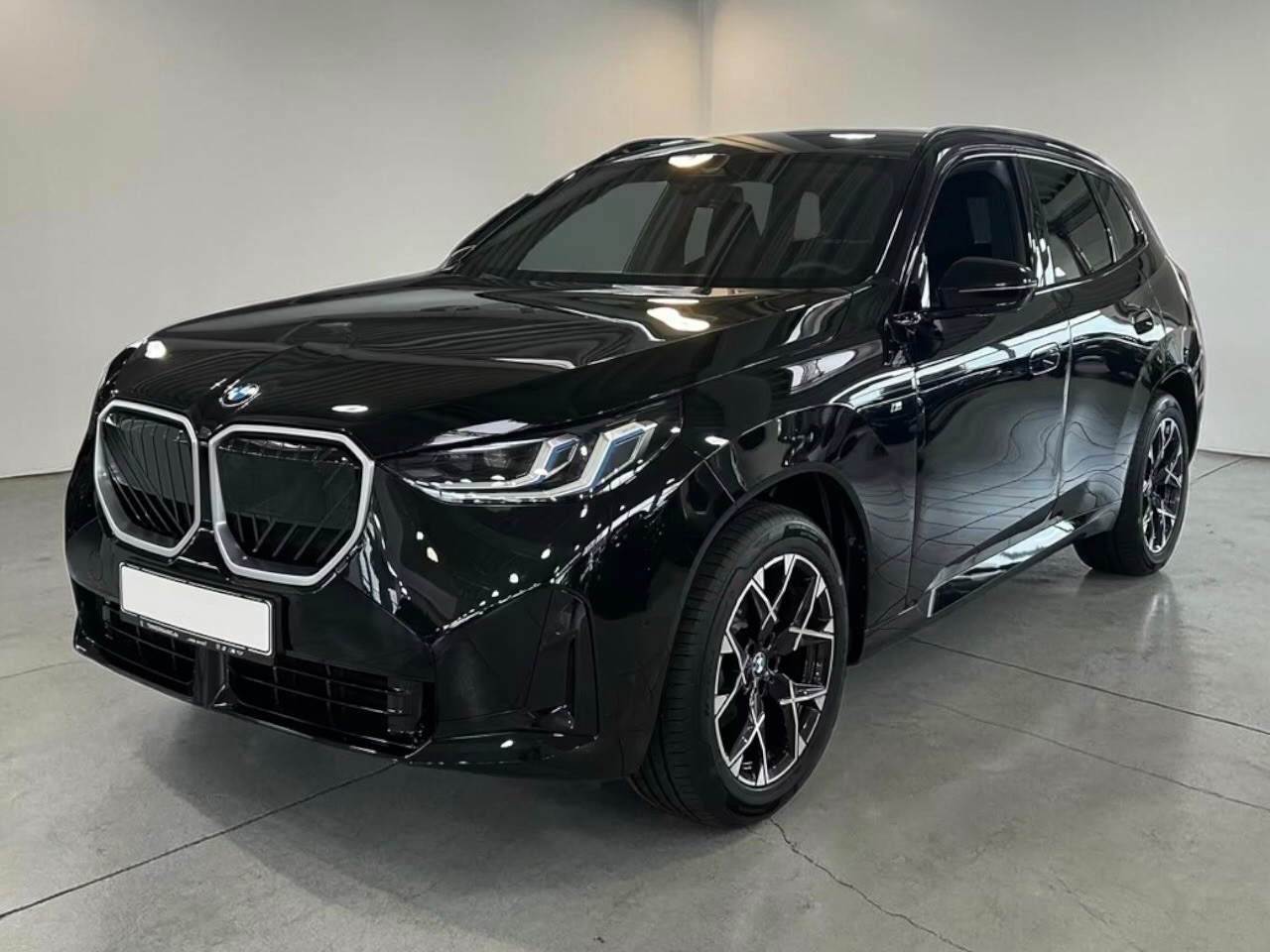 BMW X3 xDrive 48V 20d M Sport-showroom-element-3
