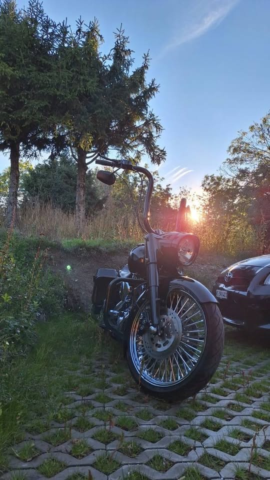 HARLEY-DAVIDSON Road King Police-image-1