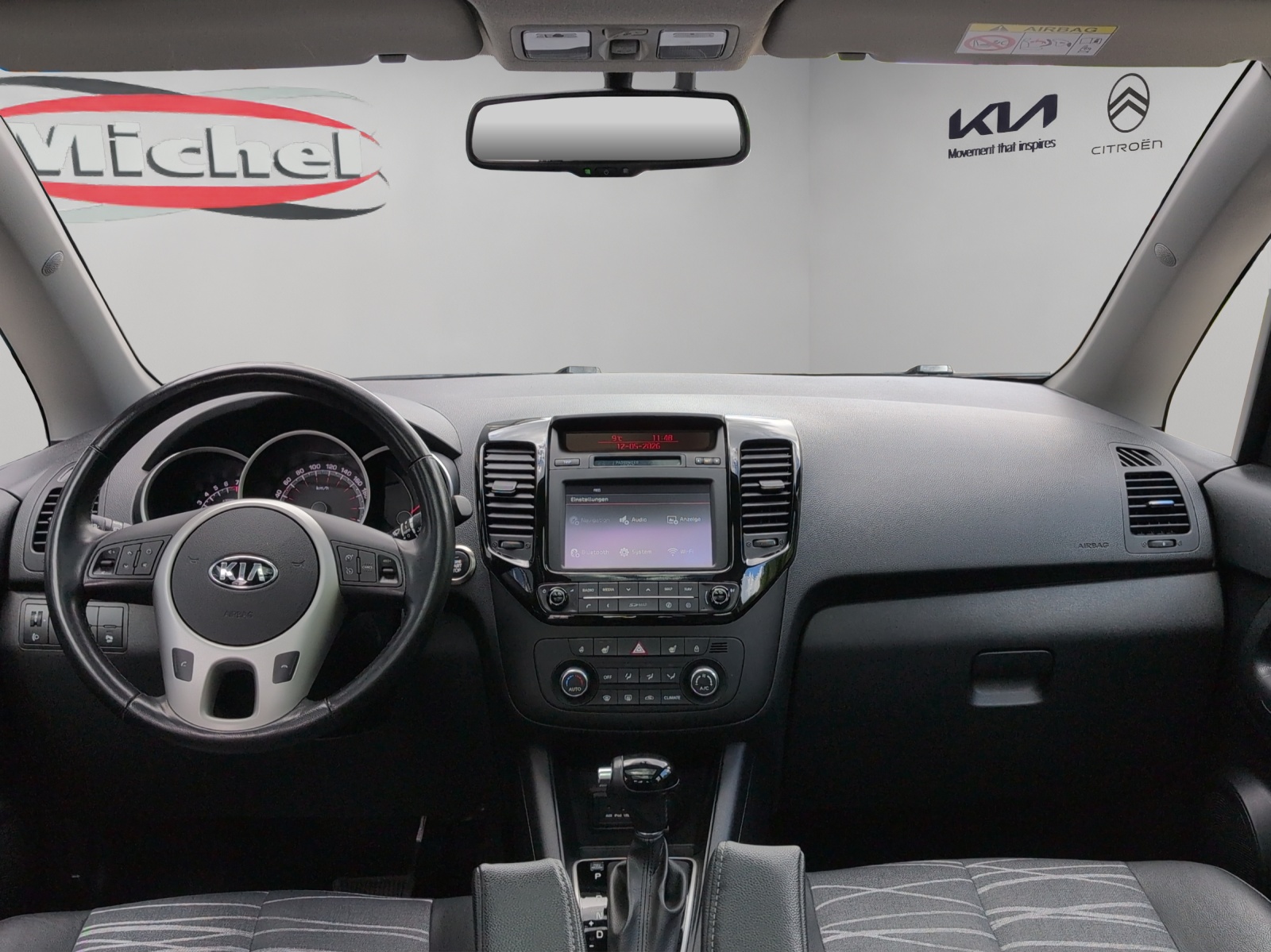KIA Venga 1.6 CVVT Swiss Champion / inkl. Winterräder / Panorama-Glasdach / Rückfahrkamera / Occasiongarantie Premium-image-9