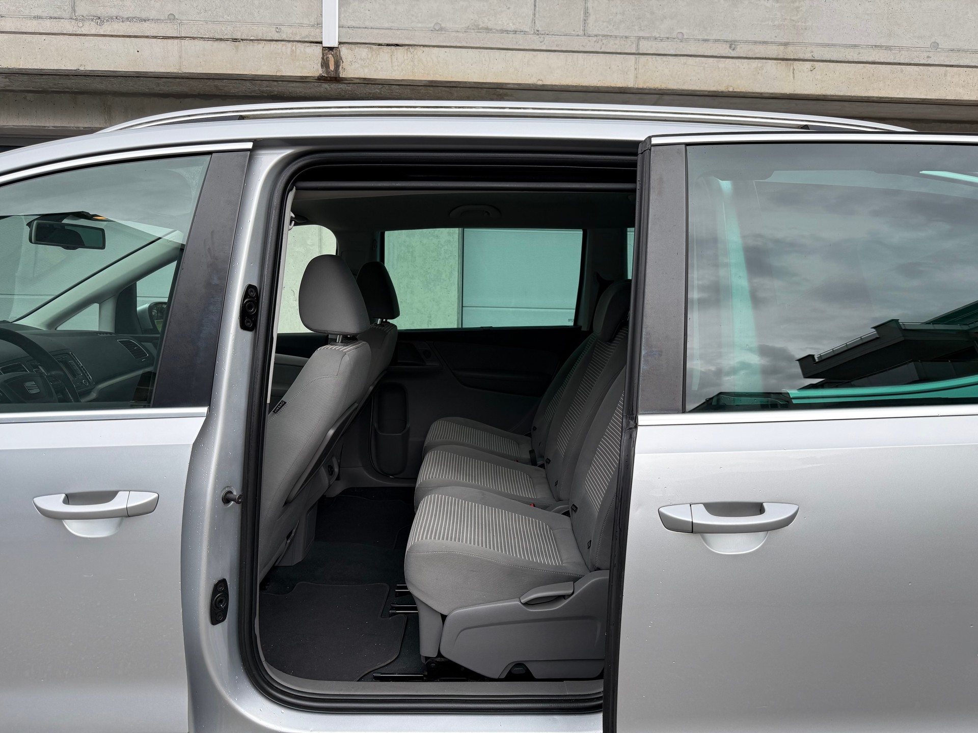 SEAT Alhambra 2.0 TDI Style Eco DSG-image-24