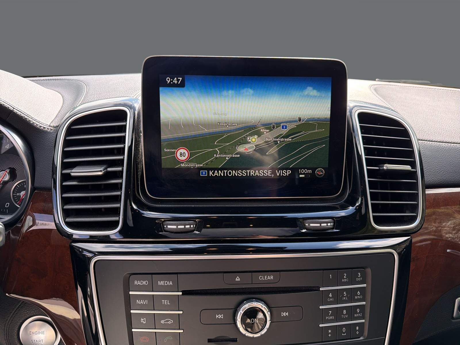 MERCEDES-BENZ GLE 350 d Executive 4M-image-14