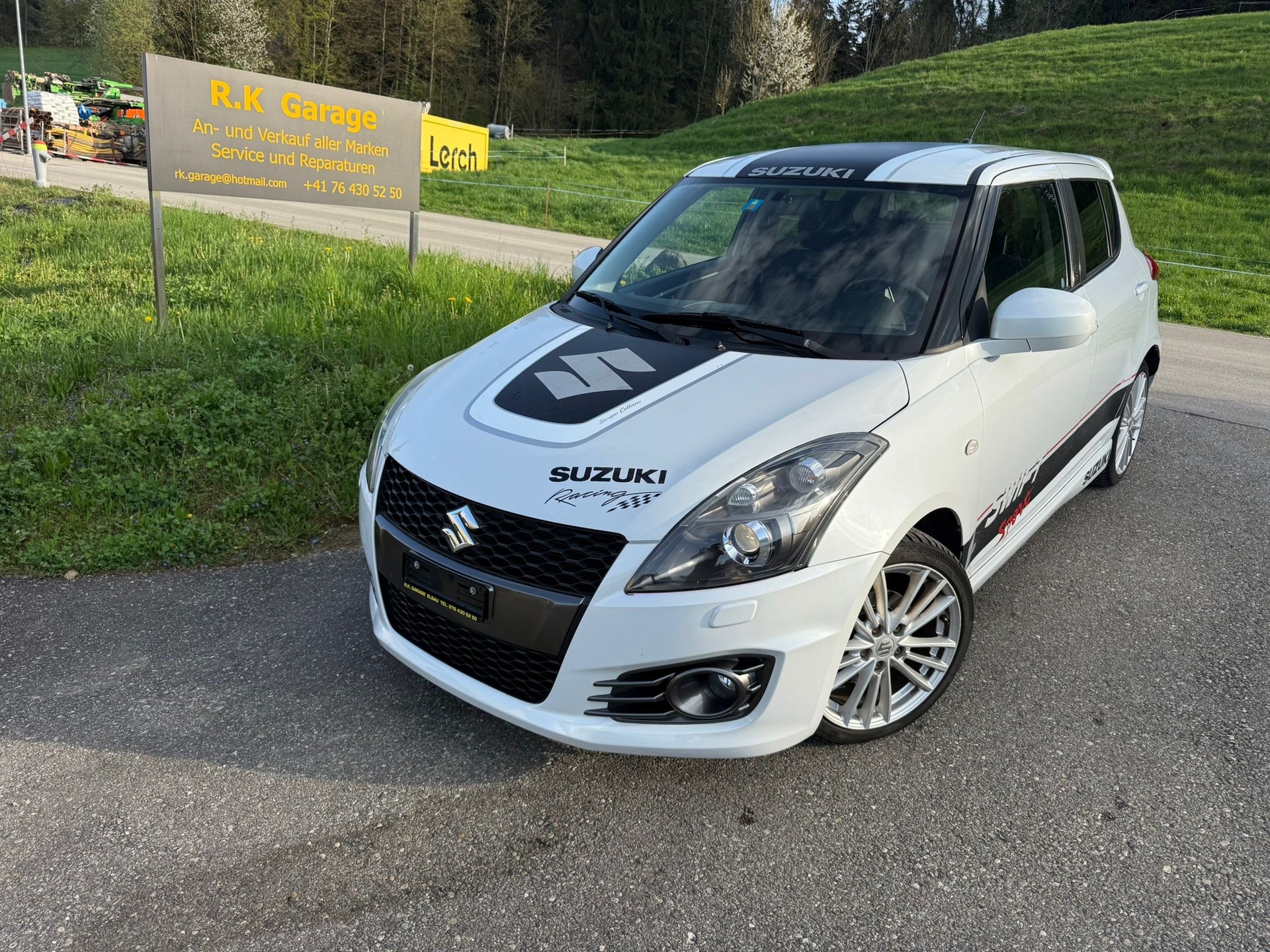 SUZUKI Swift 1.6i 16V Sport Compact Top
