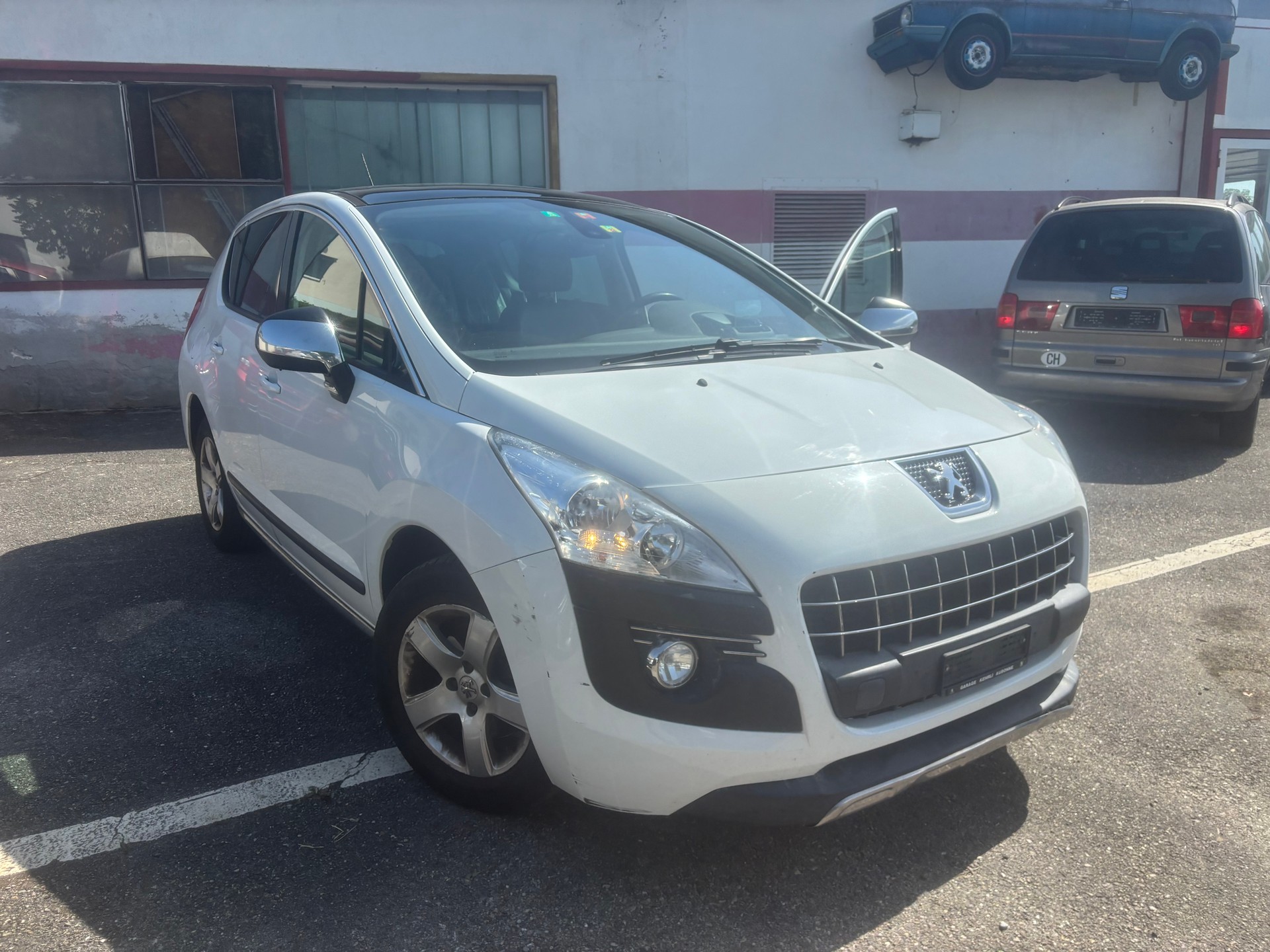 PEUGEOT 3008 1.6 16V T Platinum Tiptronic-image-1