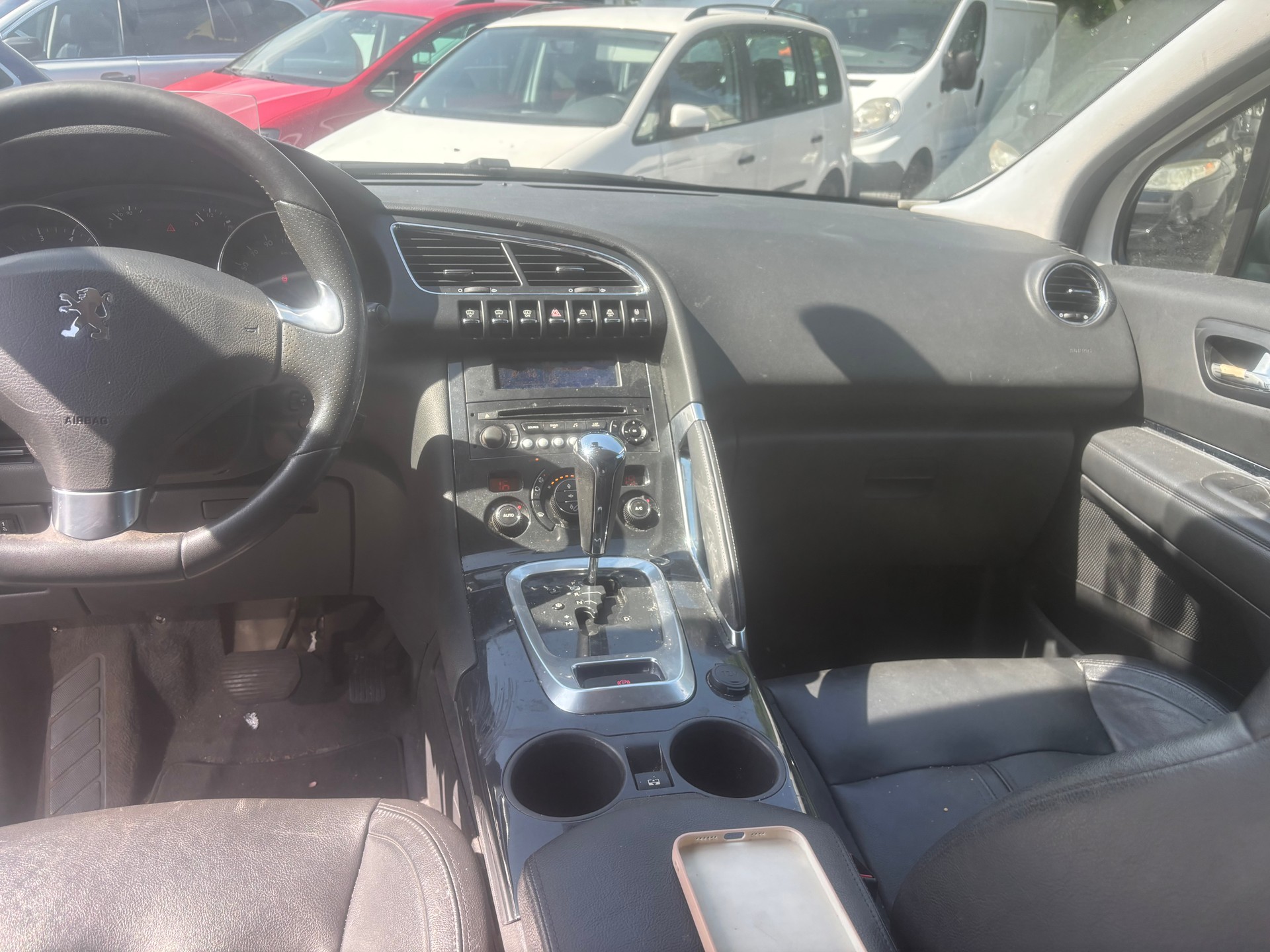 PEUGEOT 3008 1.6 16V T Platinum Tiptronic-image-8