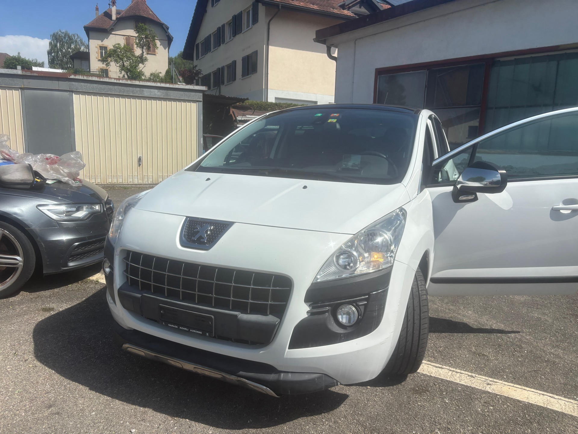 PEUGEOT 3008 1.6 16V T Platinum Tiptronic
