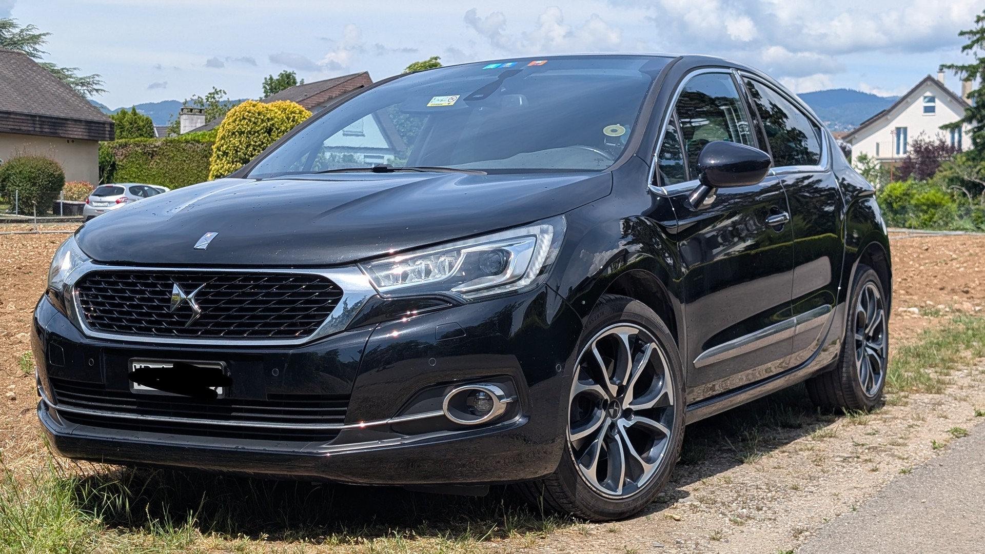 DS AUTOMOBILES 2.0 BlueHDi 180 So Chic-image-1