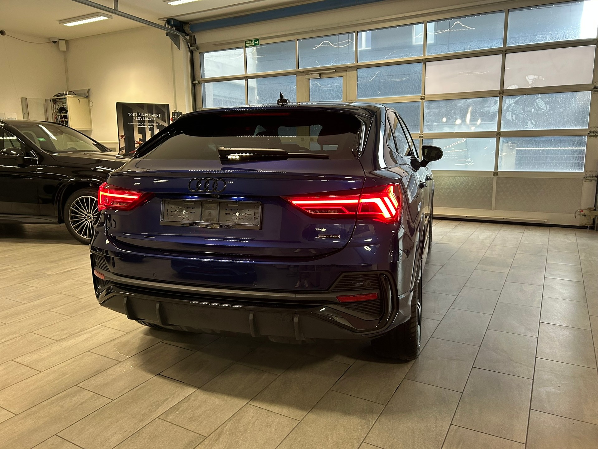 AUDI Q3 Sportback 45 TFSI S line quattro S-tronic-showroom-element-3