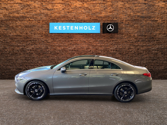 MERCEDES-BENZ CLA 220 Style 4Matic-showroom-element-3