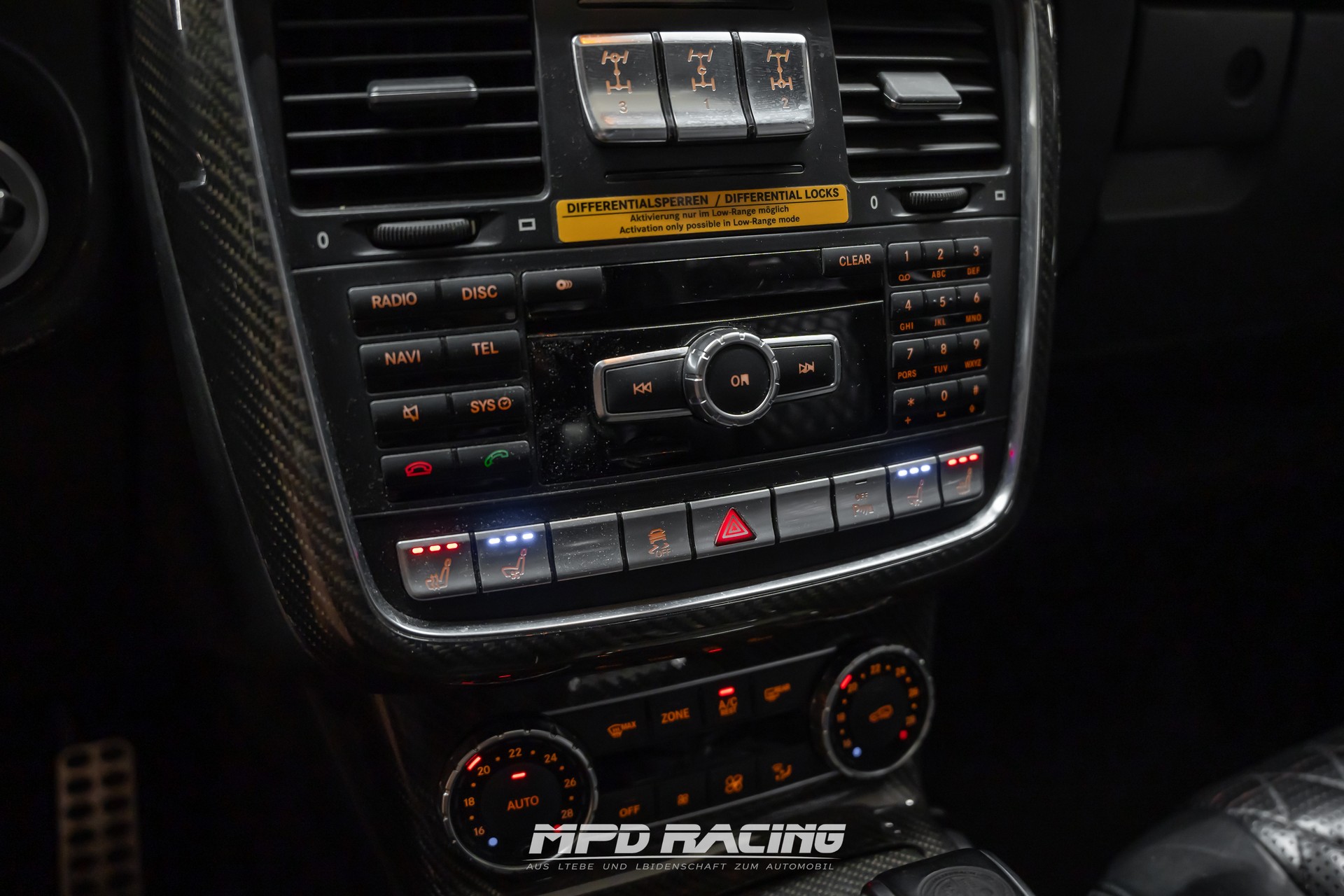 MERCEDES-BENZ G 65 AMG Automatic-image-12