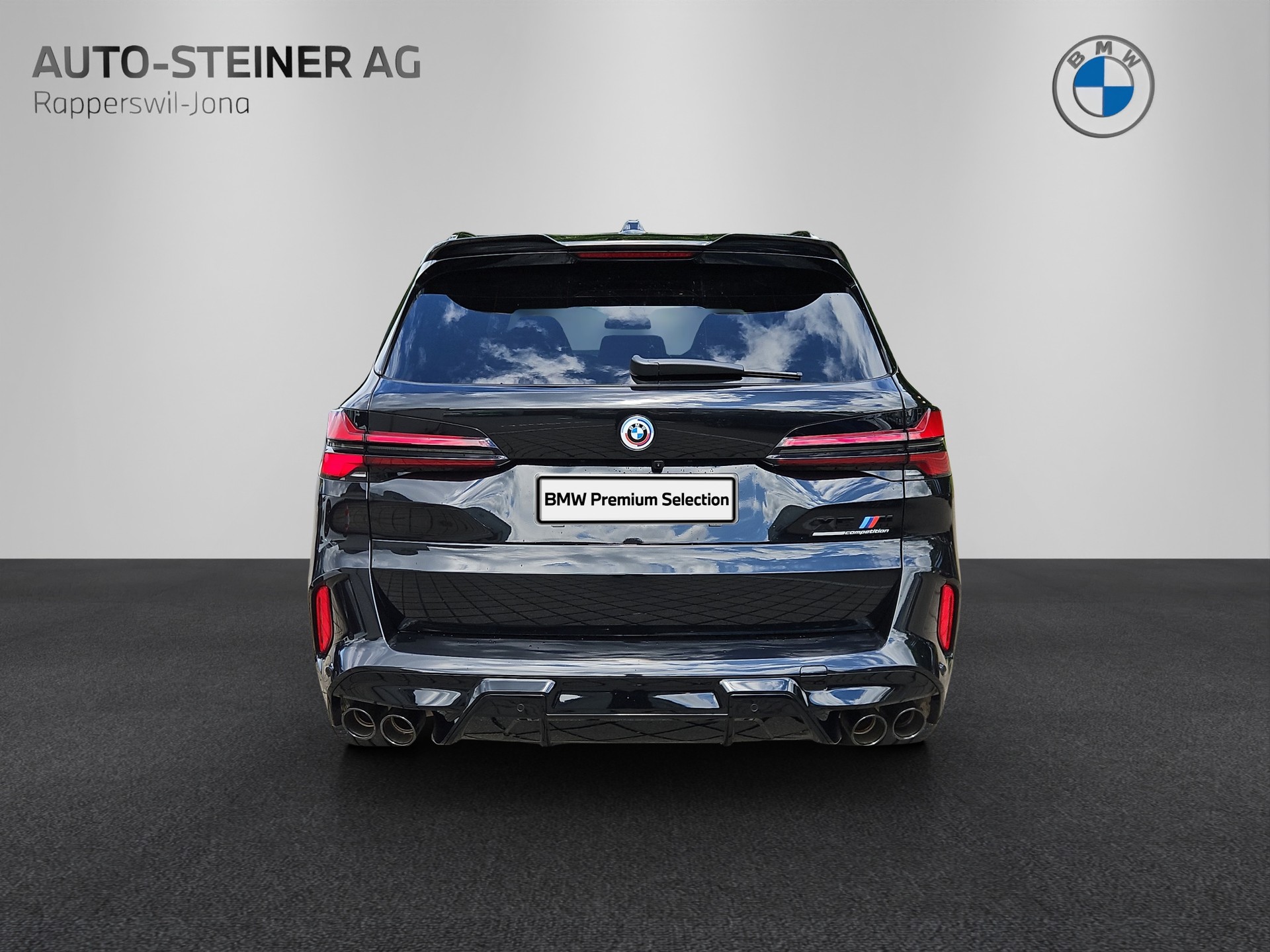 BMW X5 M Competition-showroom-element-3