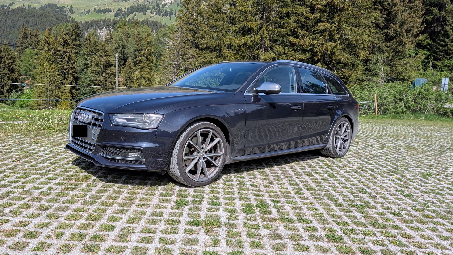 AUDI 3.0 V6 TFSI quattro S-Tronic