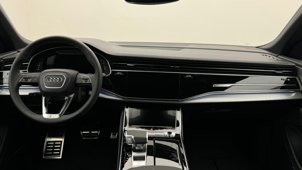 AUDI Q8 SUV TDI quattro 210 kW S line-image-5