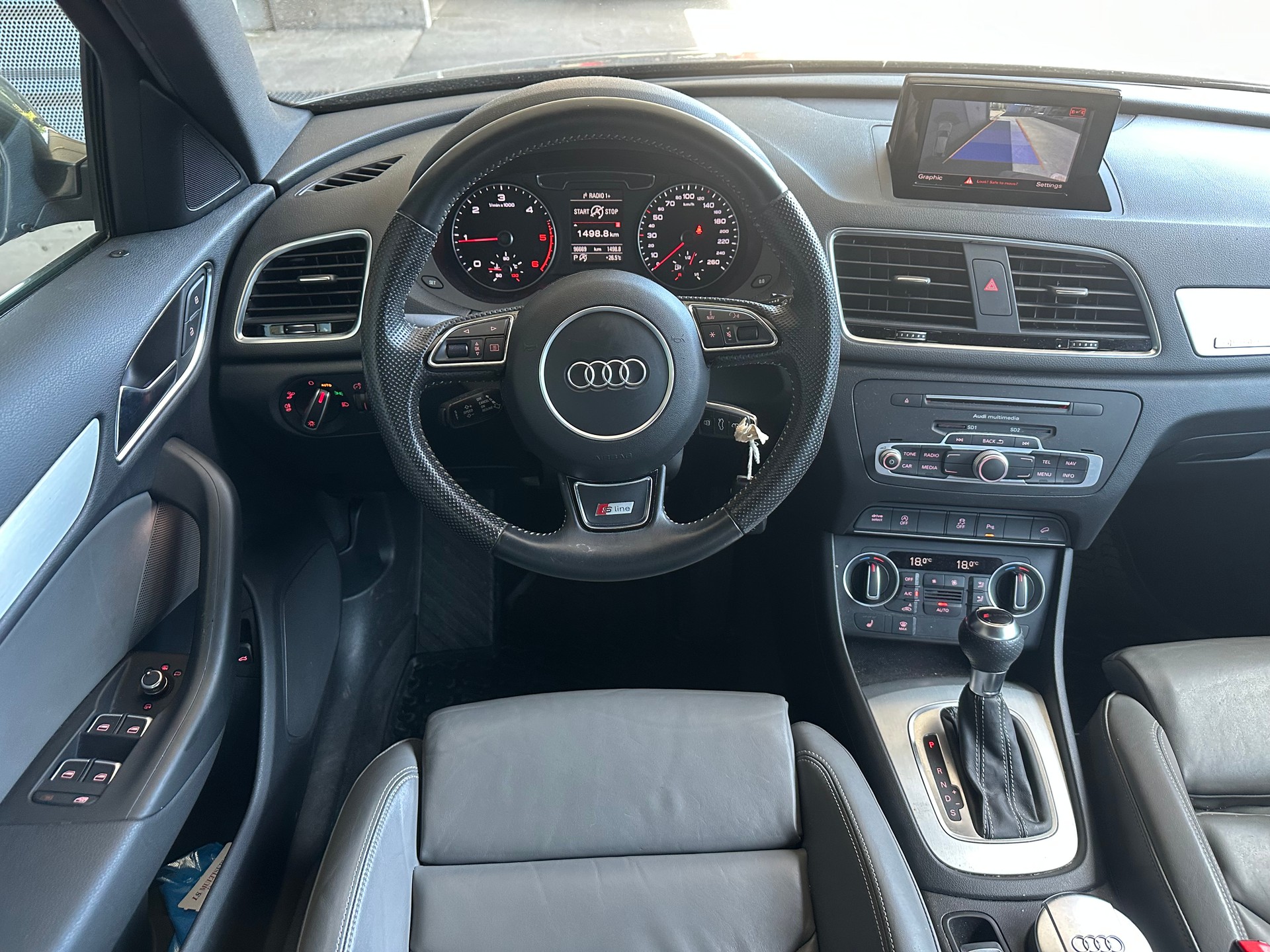AUDI Q3 2.0 TDI quattro S-tronic-image-7