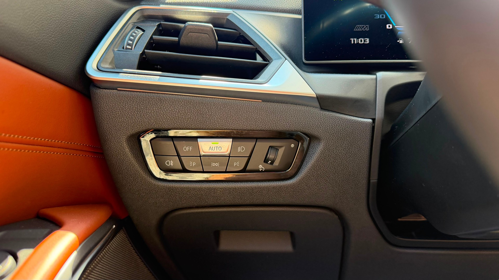 BMW M3 Touring xDrive Competition M-image-15