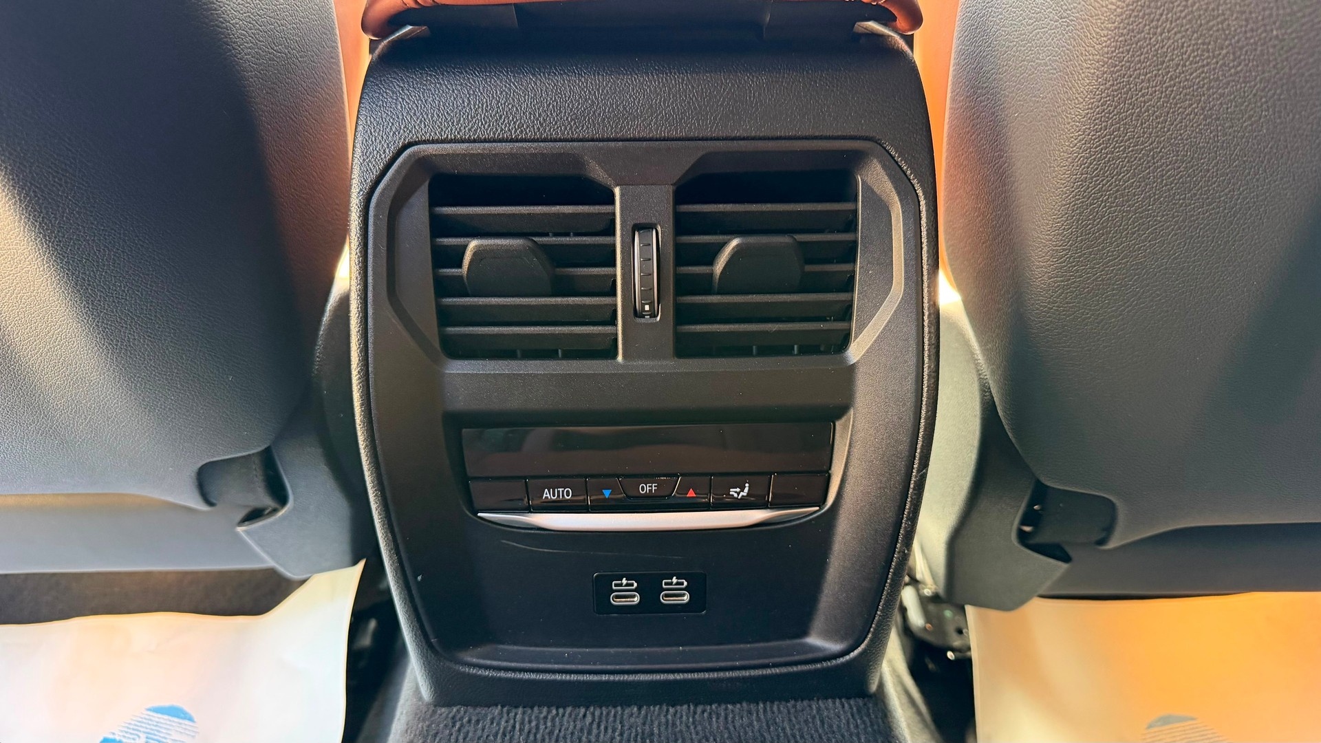 BMW M3 Touring xDrive Competition M-image-19
