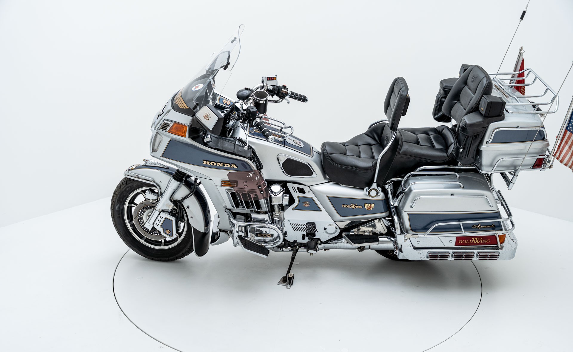 HONDA GL 1200 Goldwing-image-5