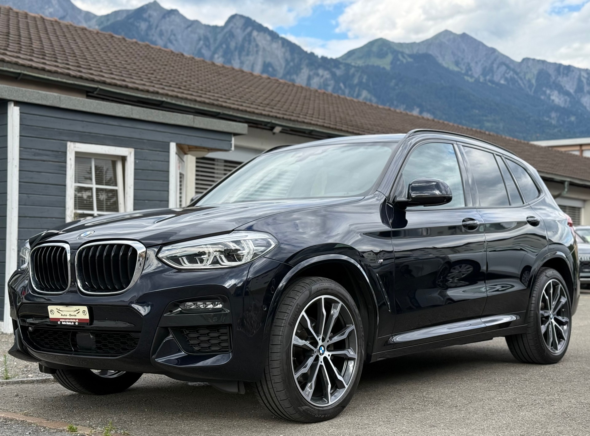 BMW X3 20d xDrive paddles *Traumausstattung*
