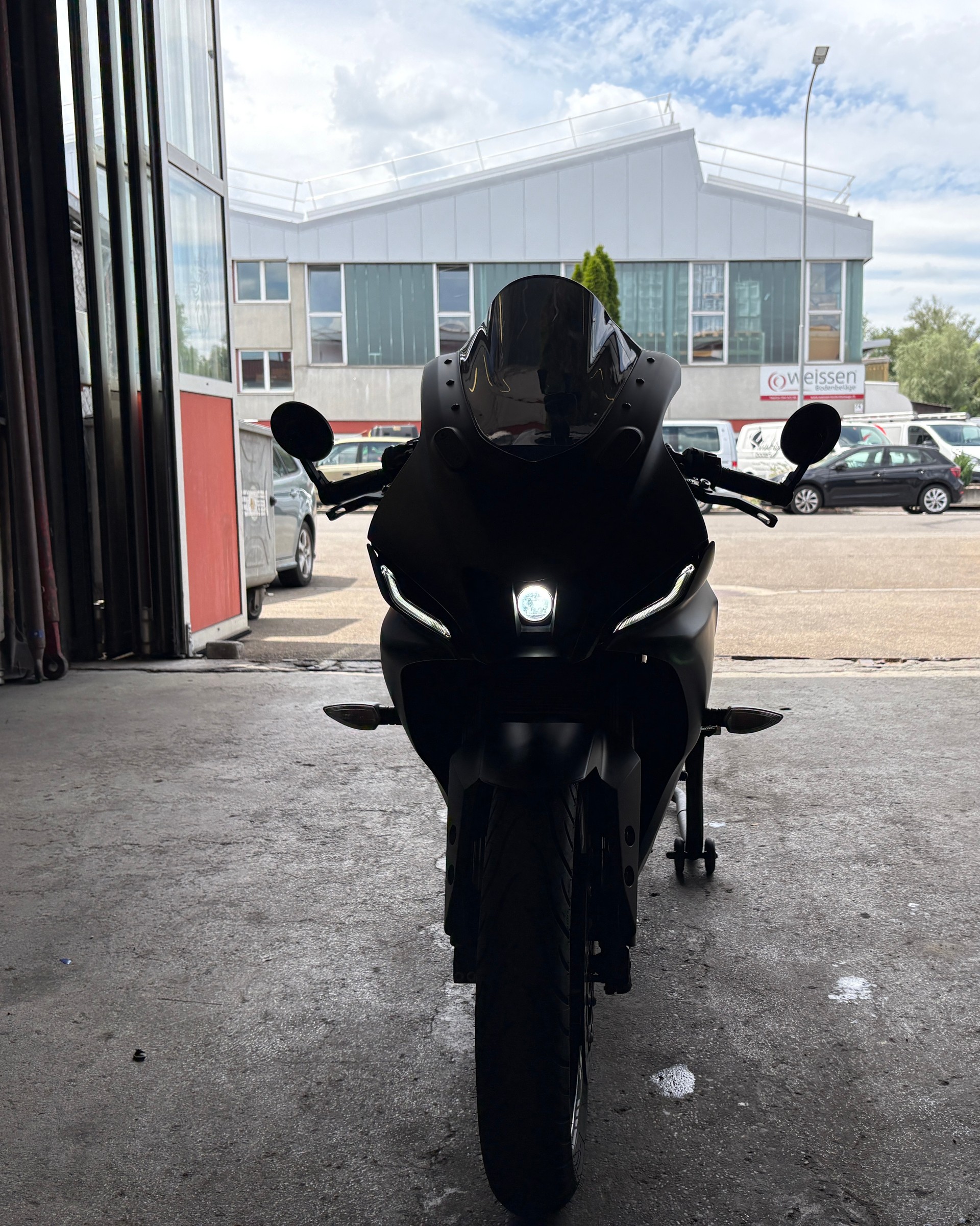 YAMAHA YZF-R 125 ABS-image-10