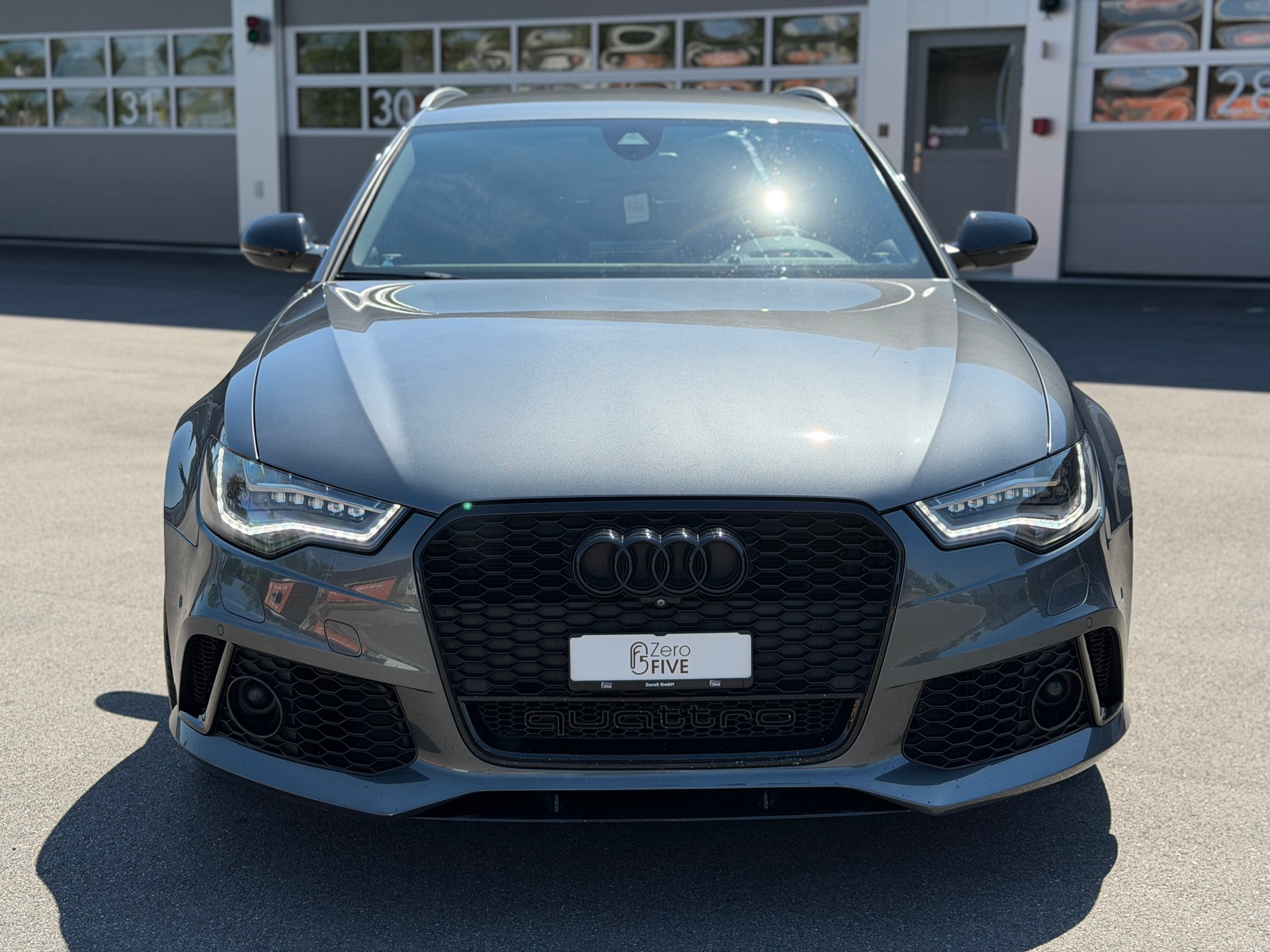 AUDI RS6 Avant 4.0 TFSI V8 quattro Tiptronic-showroom-element-1
