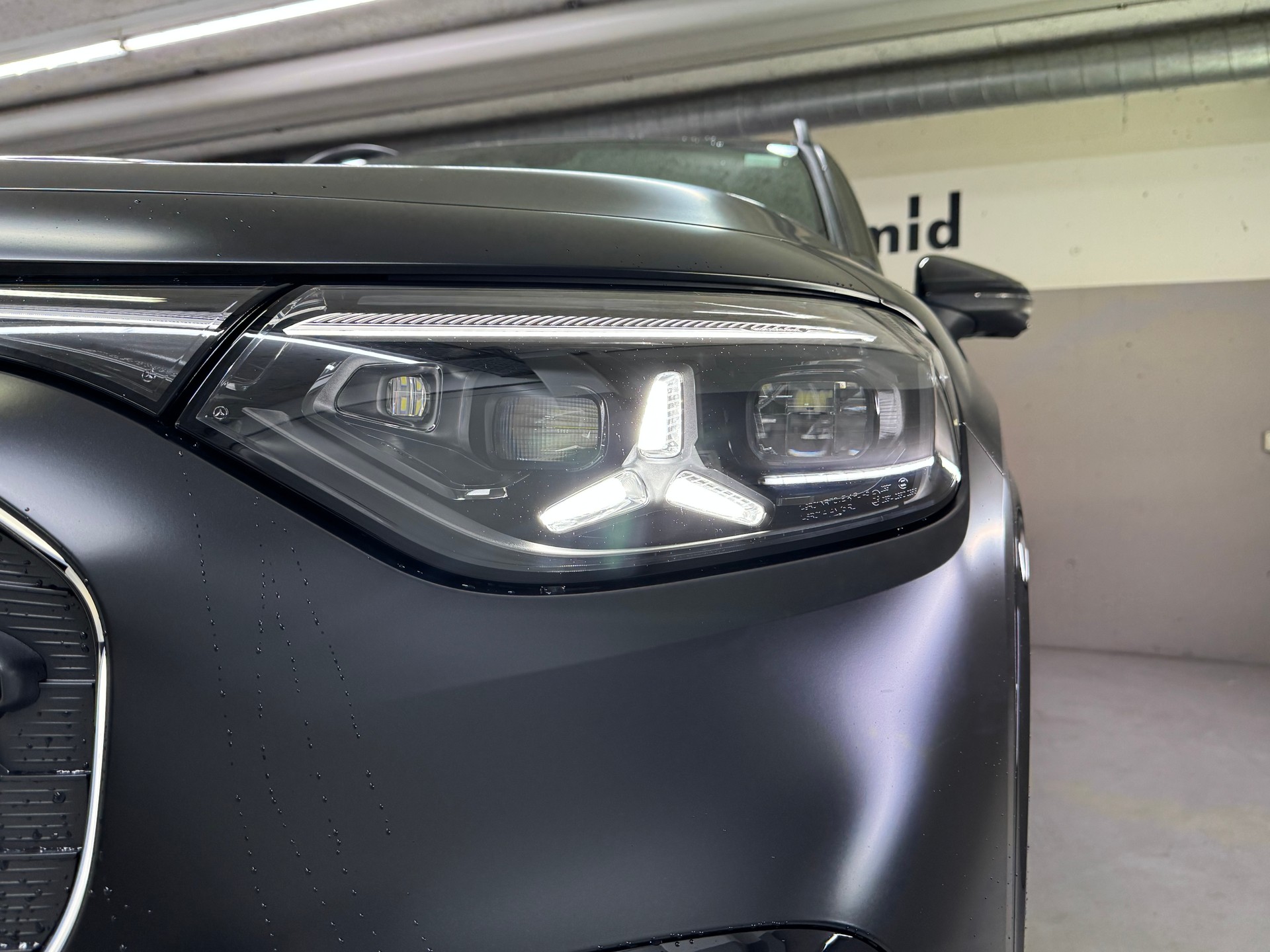 MERCEDES-BENZ GLB 220 4Matic 8G-Tronic-image-4