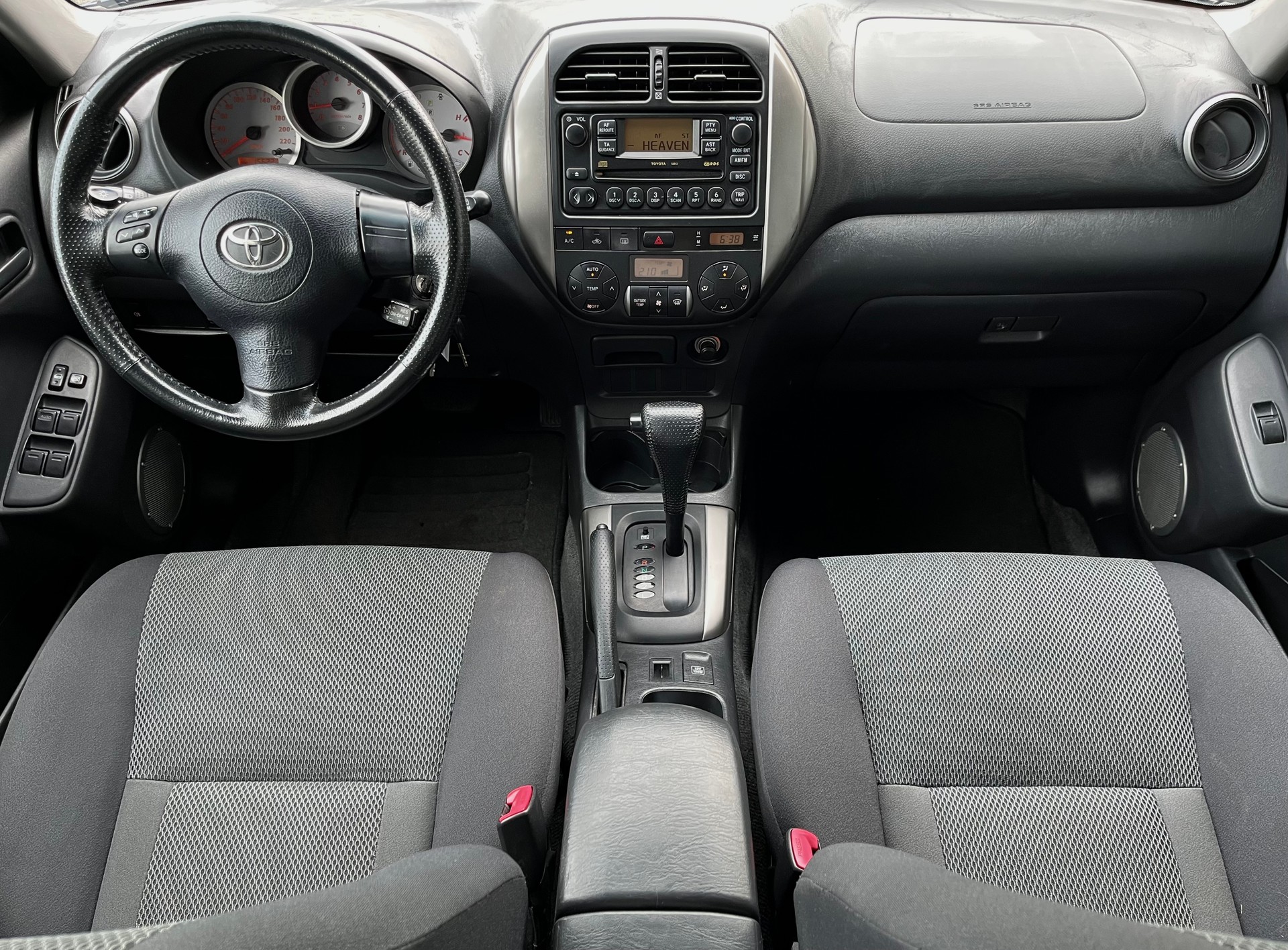 TOYOTA RAV-4 2.0 16V Linea Sol-image-9