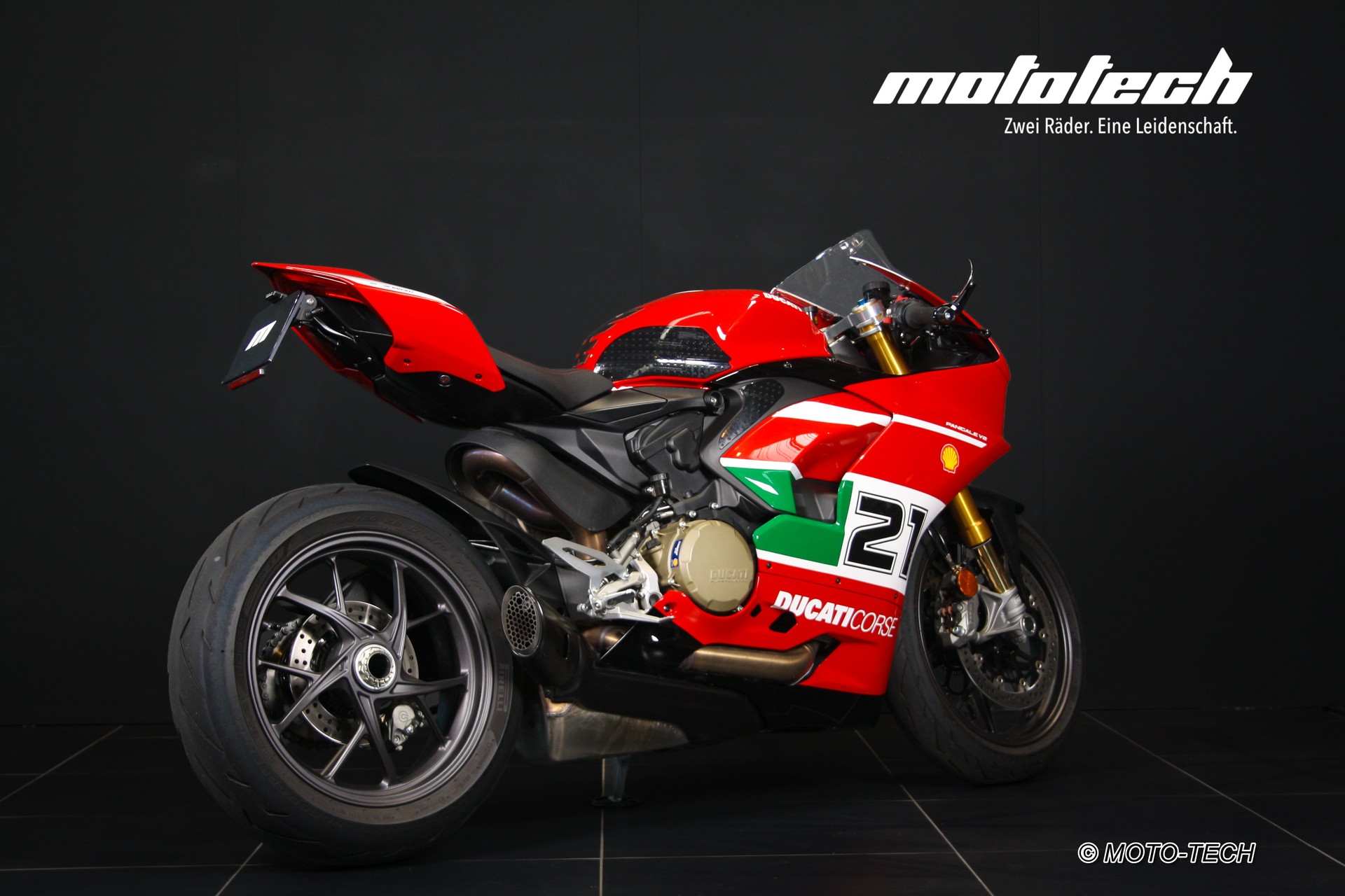 DUCATI Panigale V2 Bayliss 1st Champion 20th Anniversary-image-2