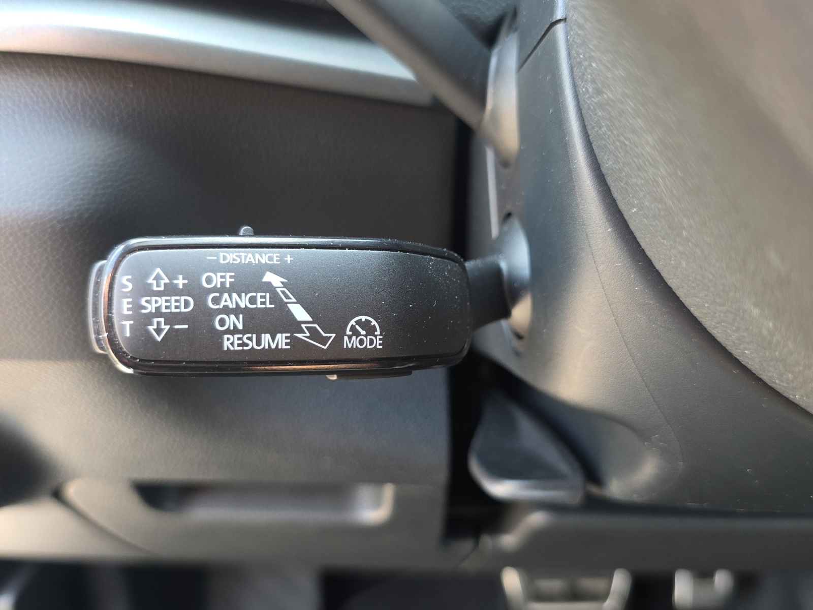 SKODA Karoq 2.0 TDI CR Ambition 4x4 DSG-image-13