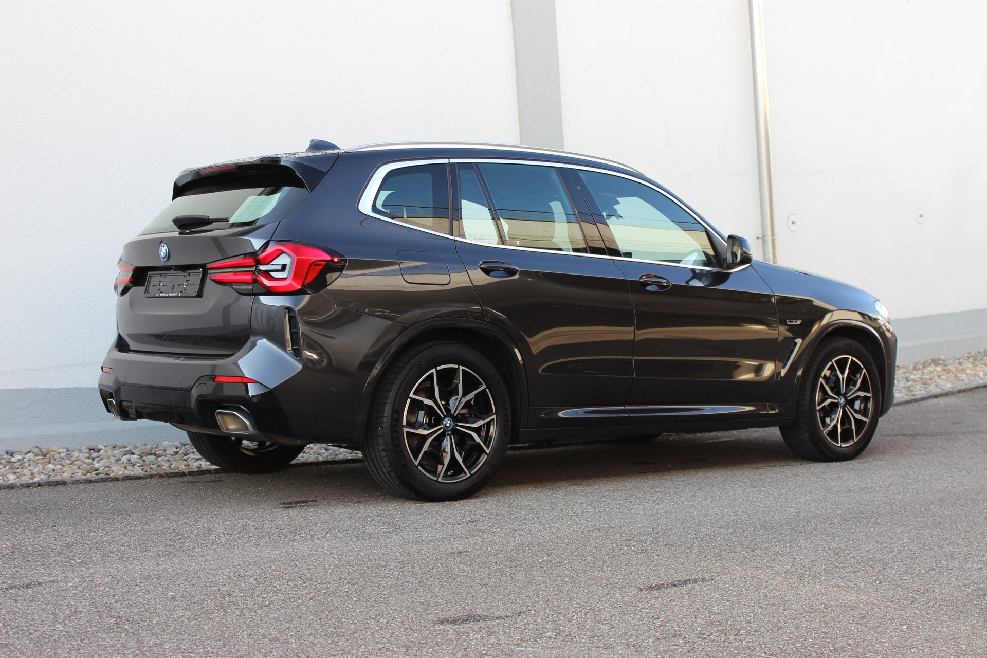 BMW X3 xDrive 30e M Sport-showroom-element-3