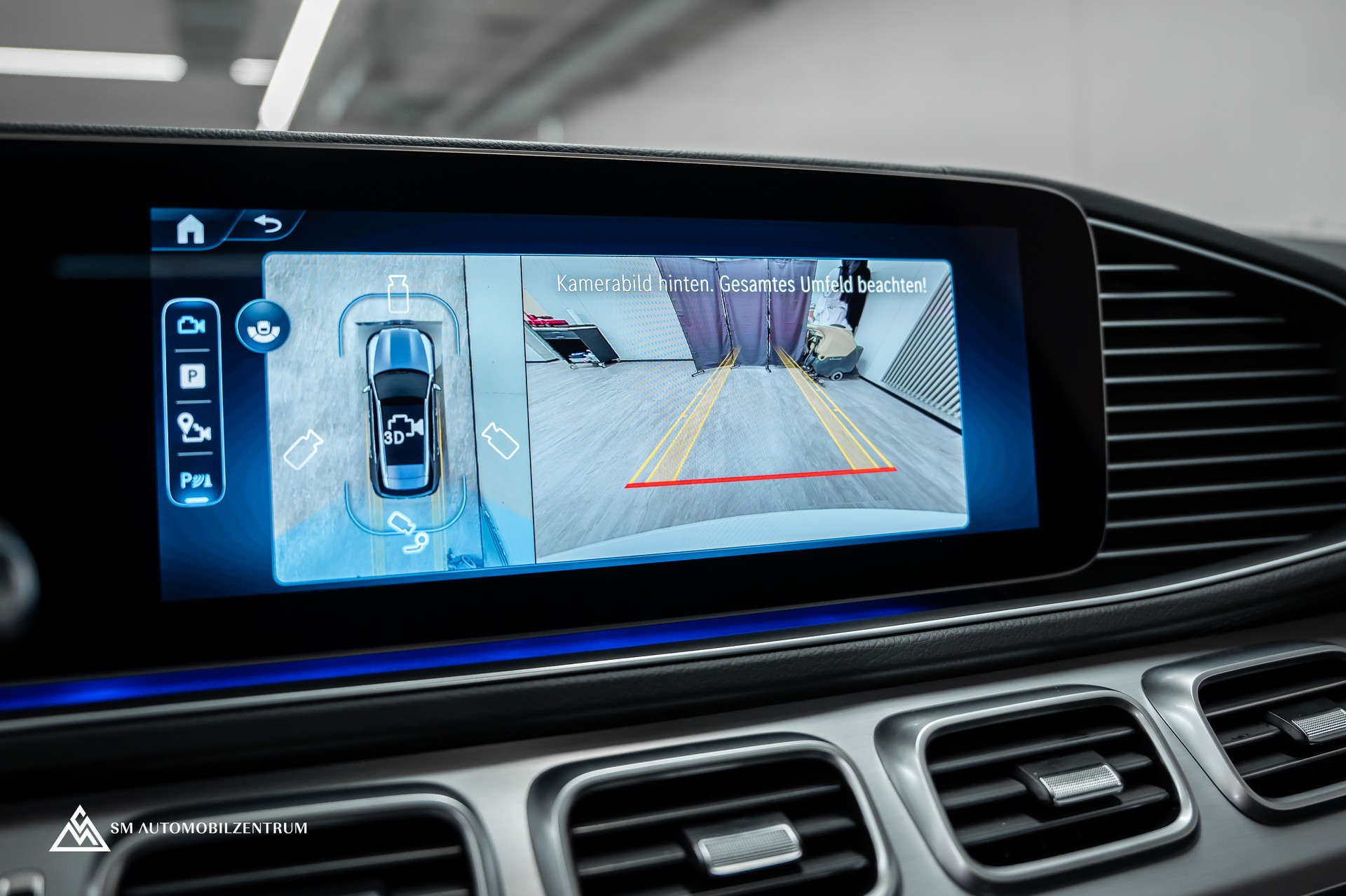 MERCEDES-BENZ GLE 450 AMG Line 4matic / Werksgarantie / Panorama / 360° / AHK / Head-Up-image-31