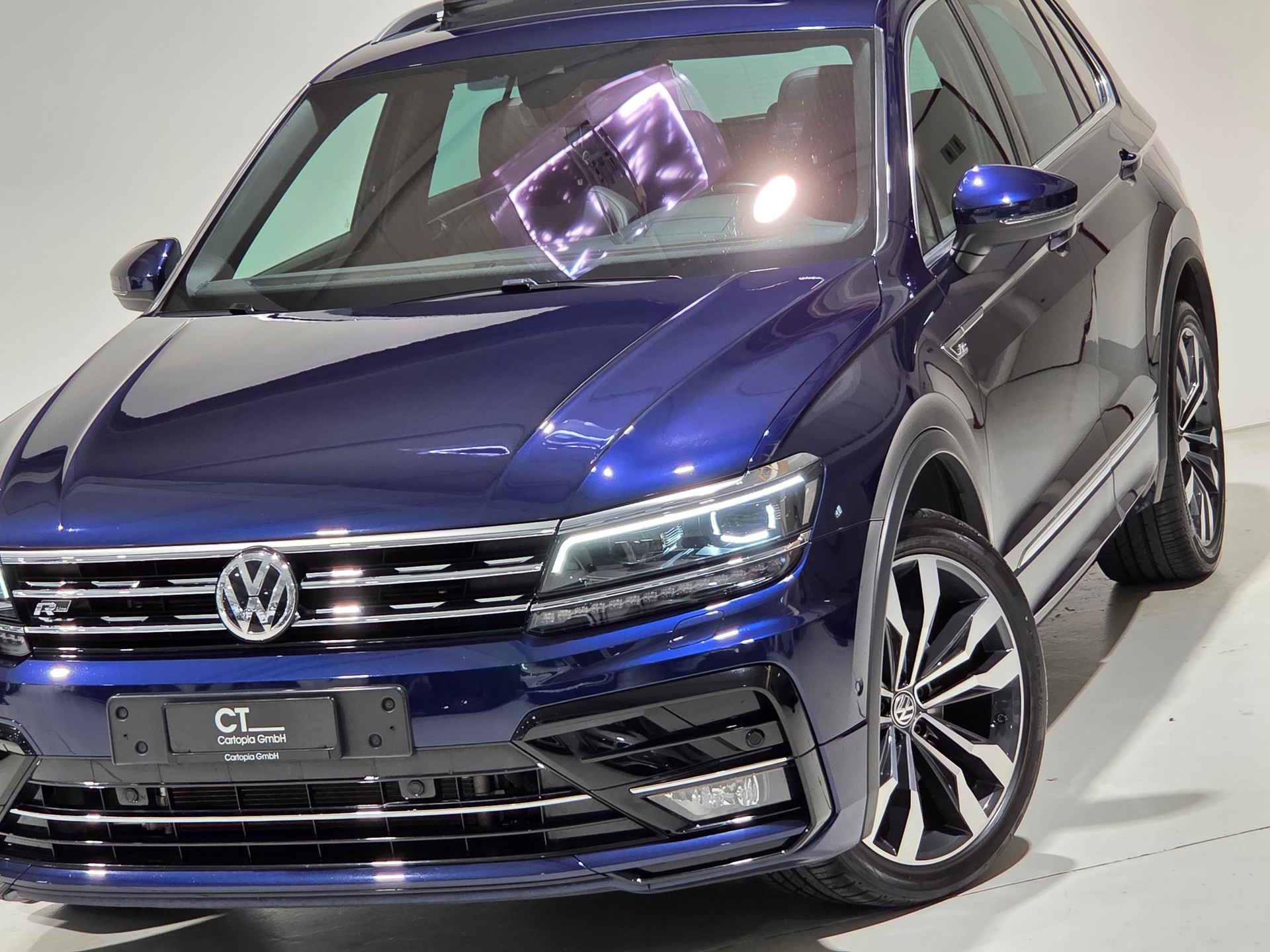 VW Tiguan 2.0TSI RLine 4Motion DSG-image-22